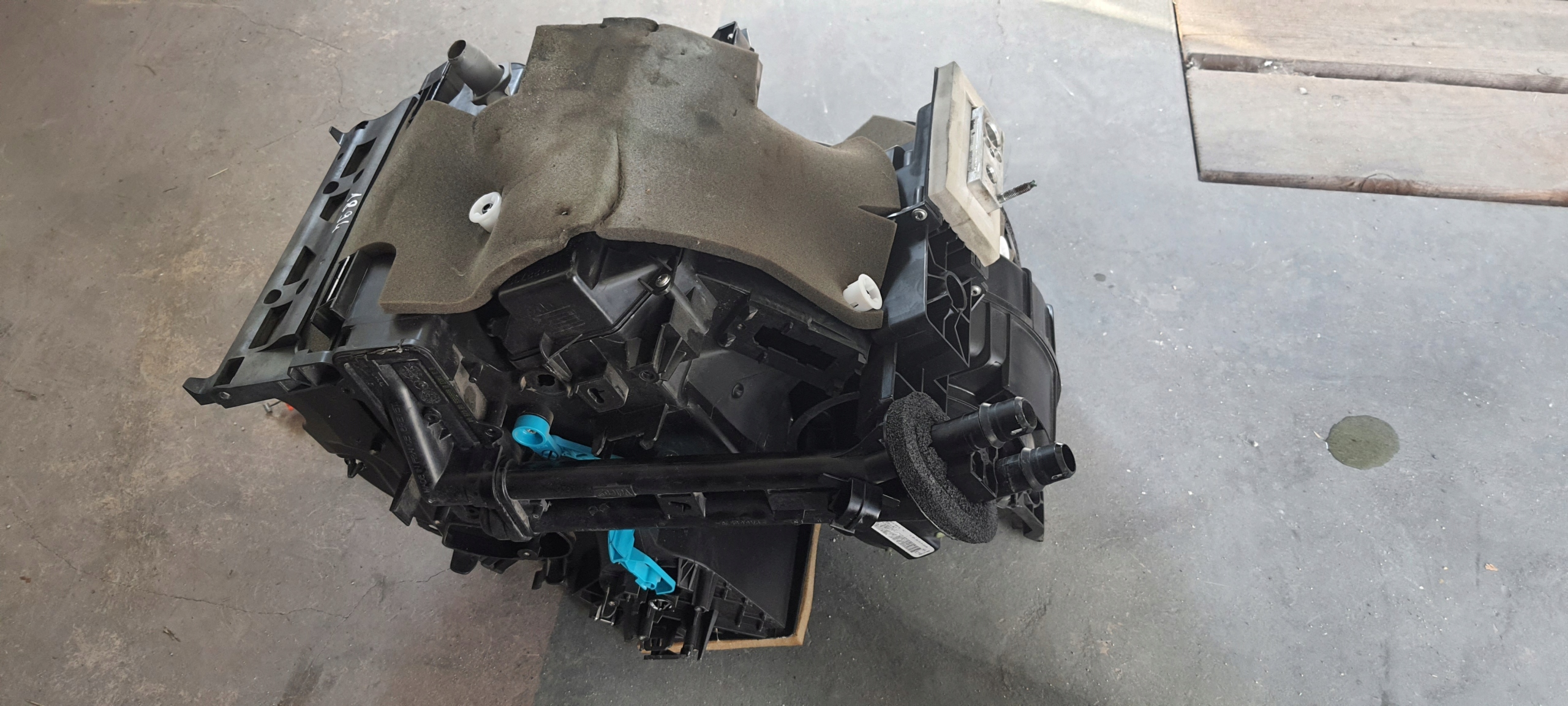 . кондиционера peugeot 207