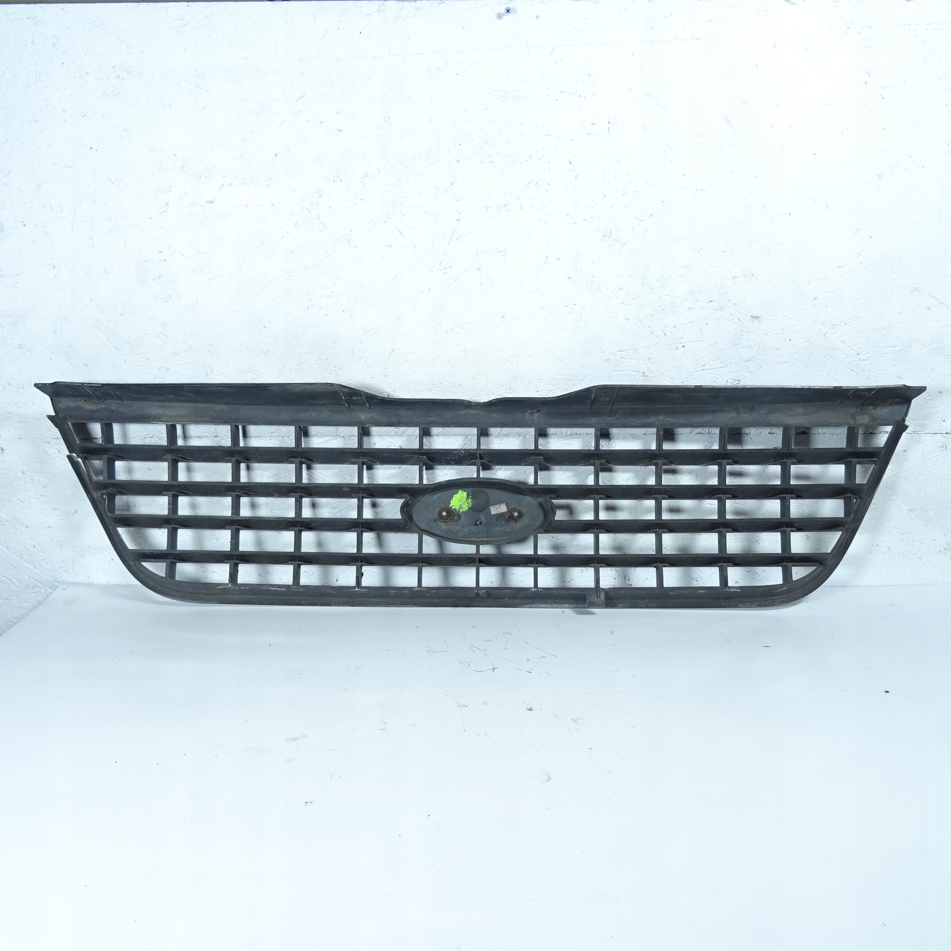 FORD EXPLORER III Grille 5L24-8200-AAW