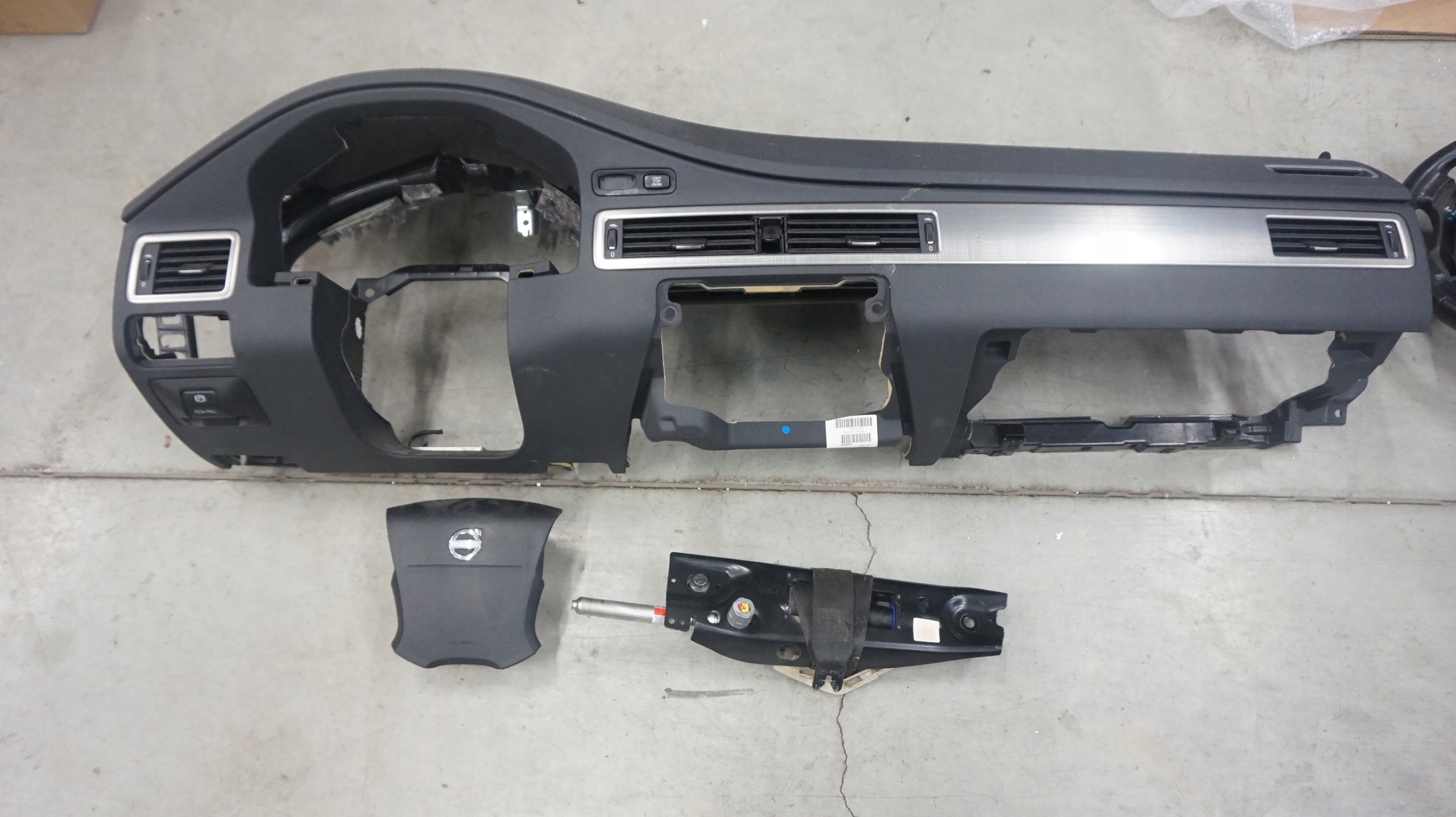 DESKA KONSOLA PODUSZKI VOLVO S80 V70 XC70 06-09R