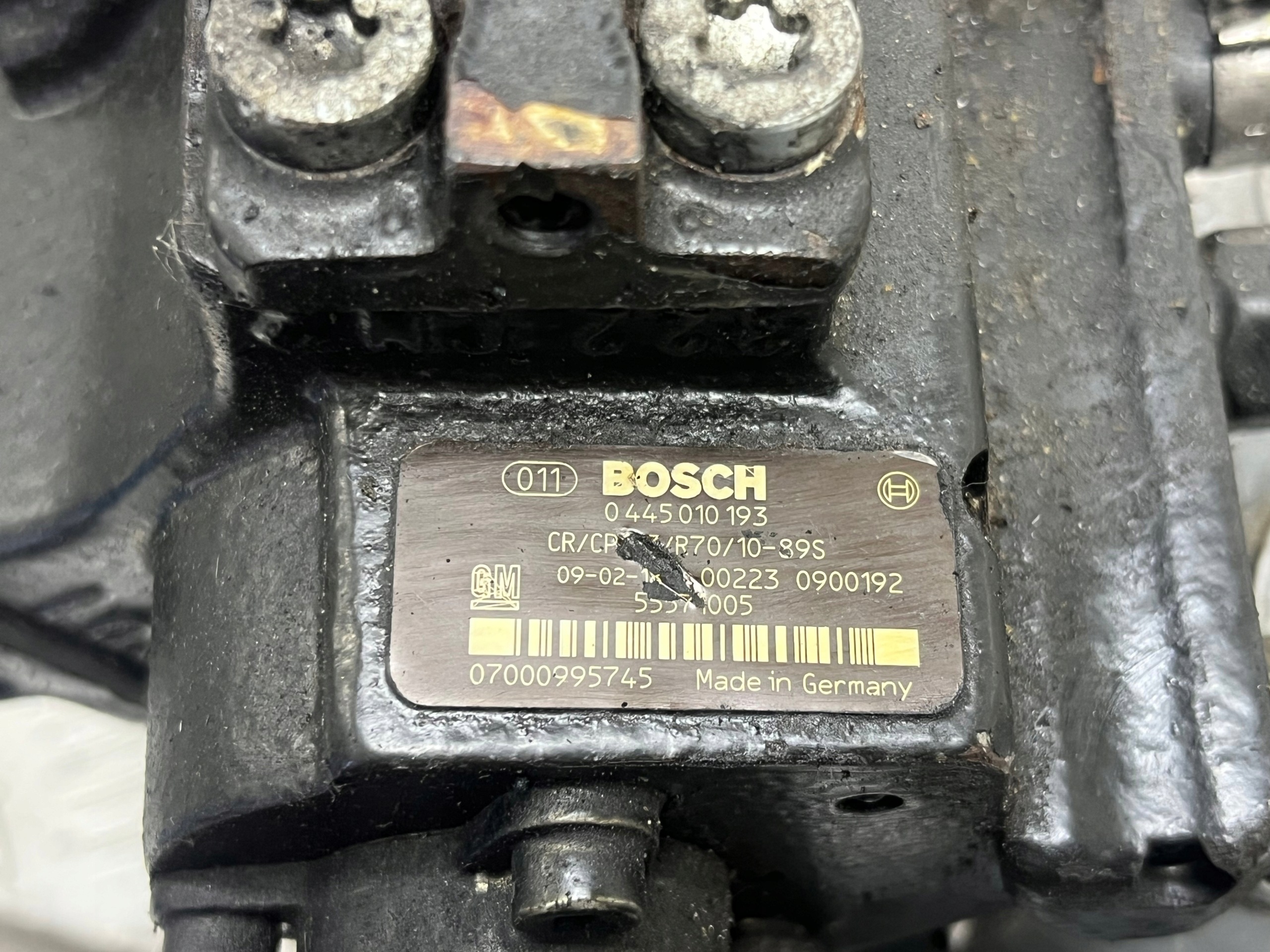 pompa alto pressione OPEL INSIGNIA 55571005