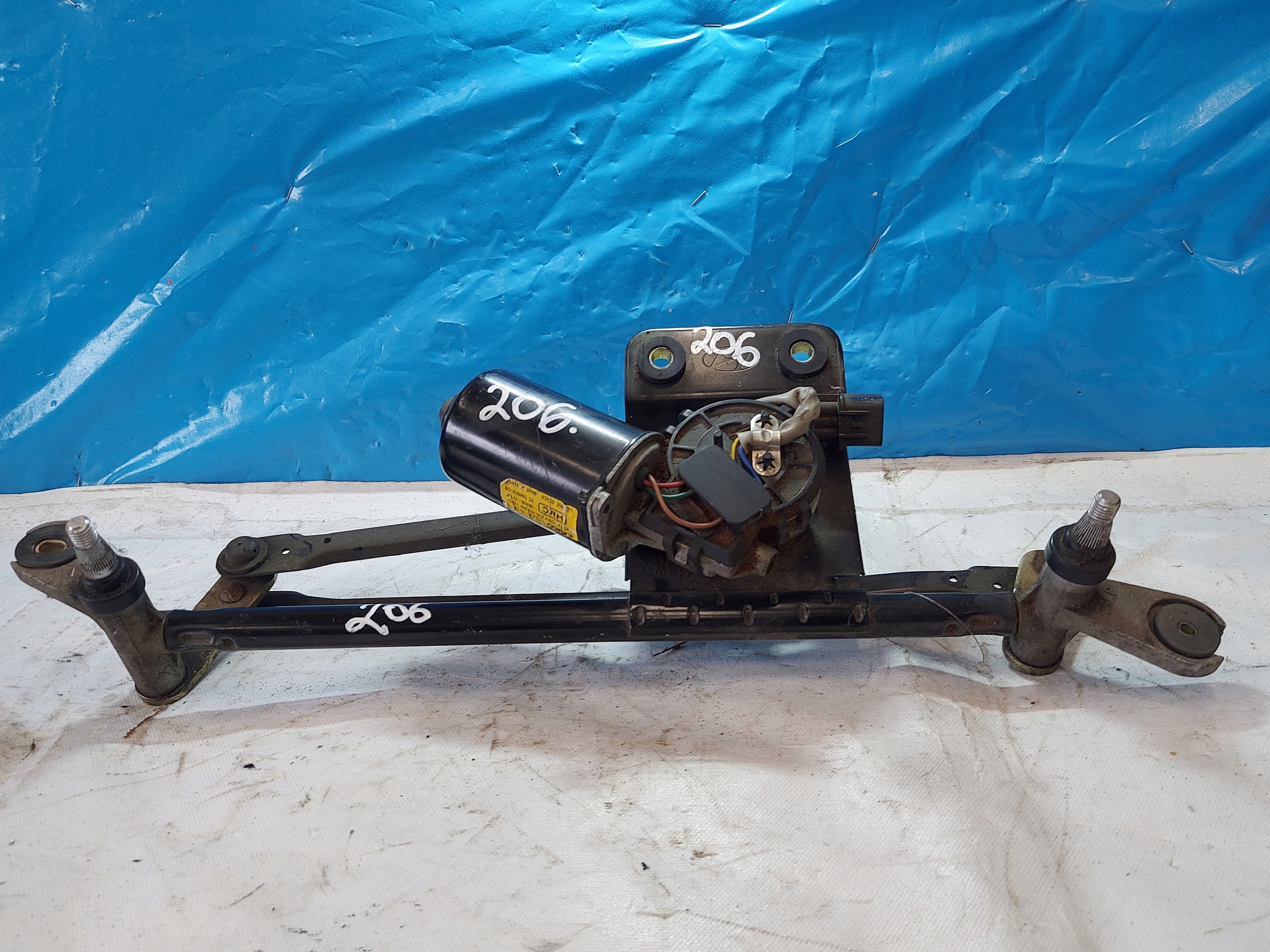 wiper mechanism HYUNDAI 9810017100 front