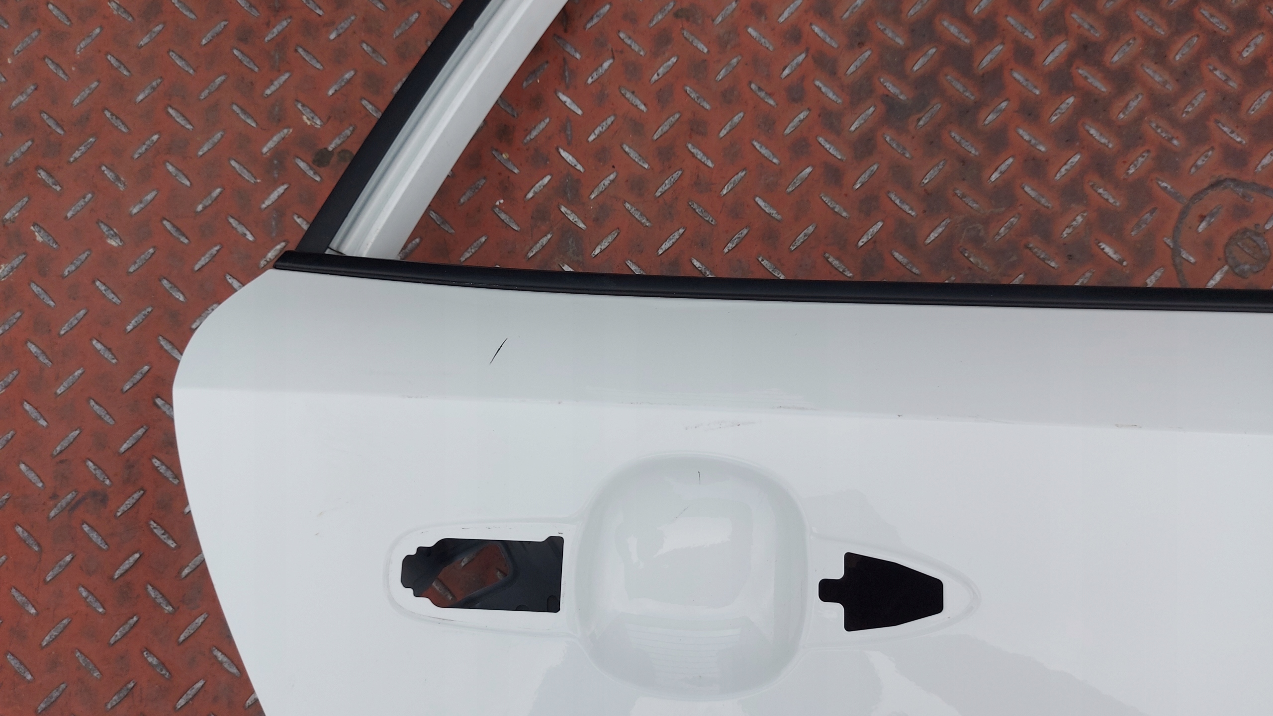 Tür rechts heck TOYOTA COROLLA E21 KOMBI 19