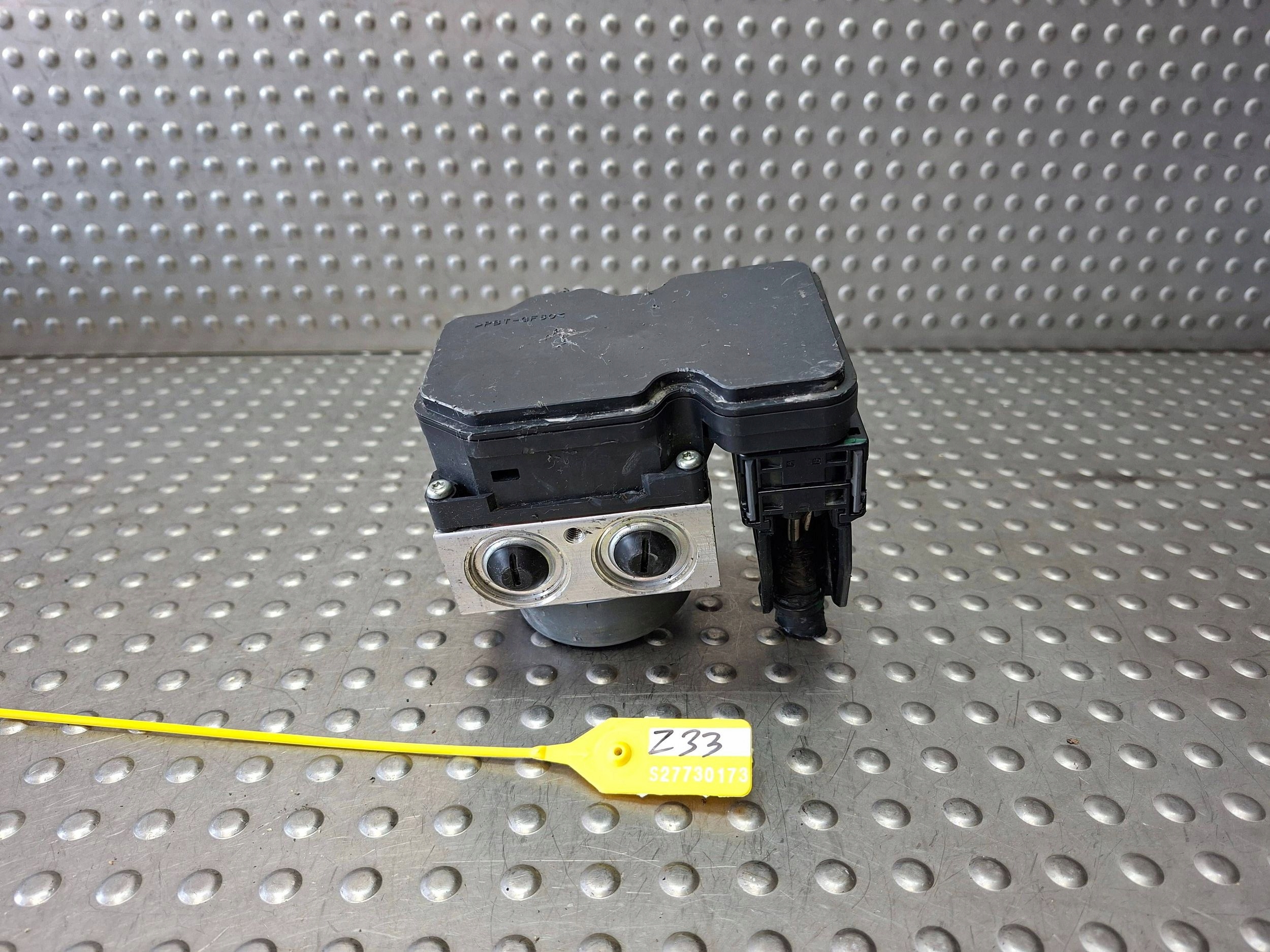 pump control unit ABS TOYOTA COROLLA E21 18- 44510-12600 89541-12E30