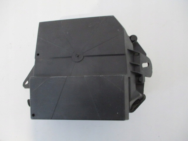 RENAULT CLIO III MODUS KOMPUTER MODUL BSM UCH Typ samochodu Samochody osobowe