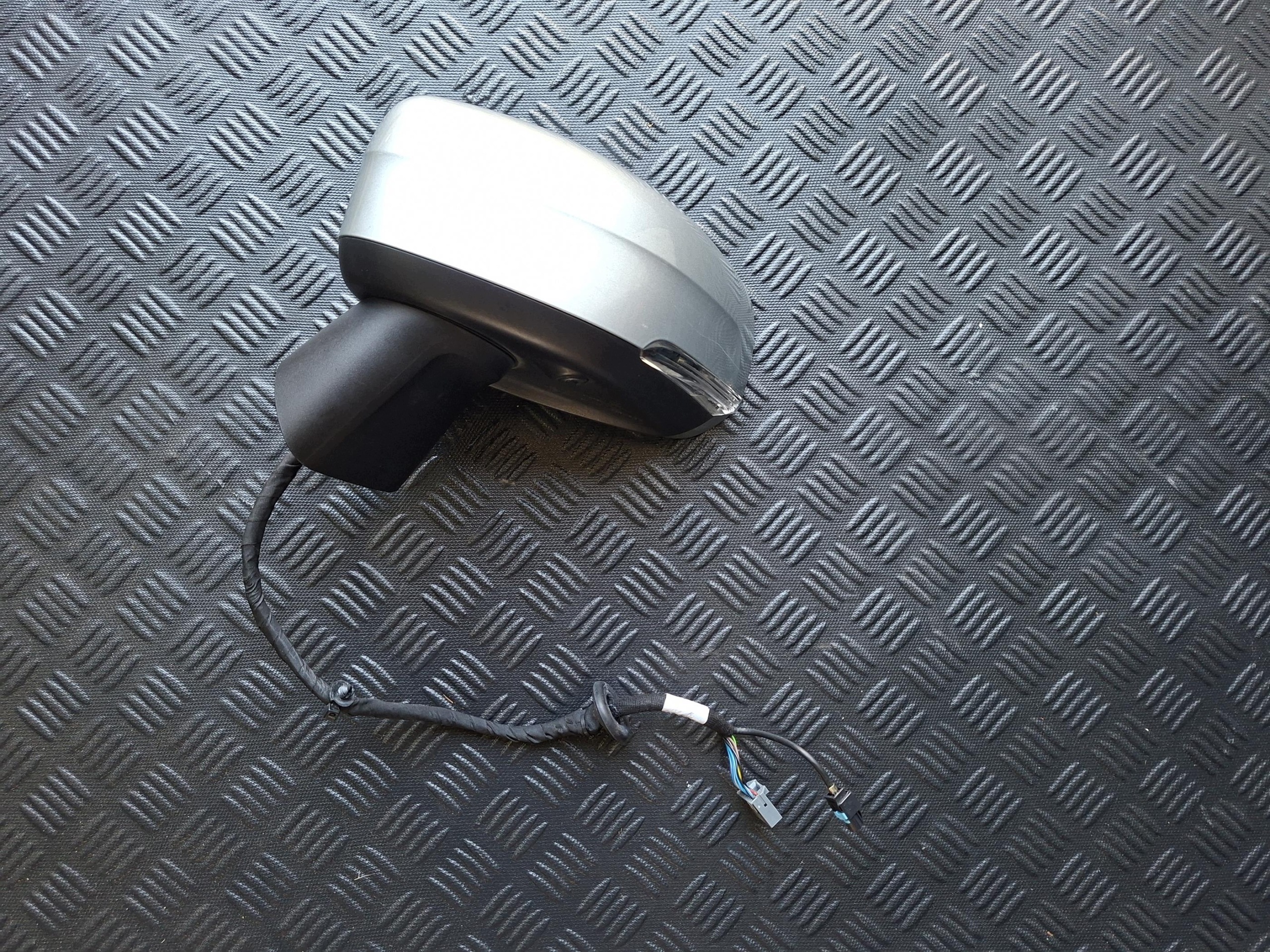 mirror left KAMERA 14 PIN complete VOLVO XC60 II 477