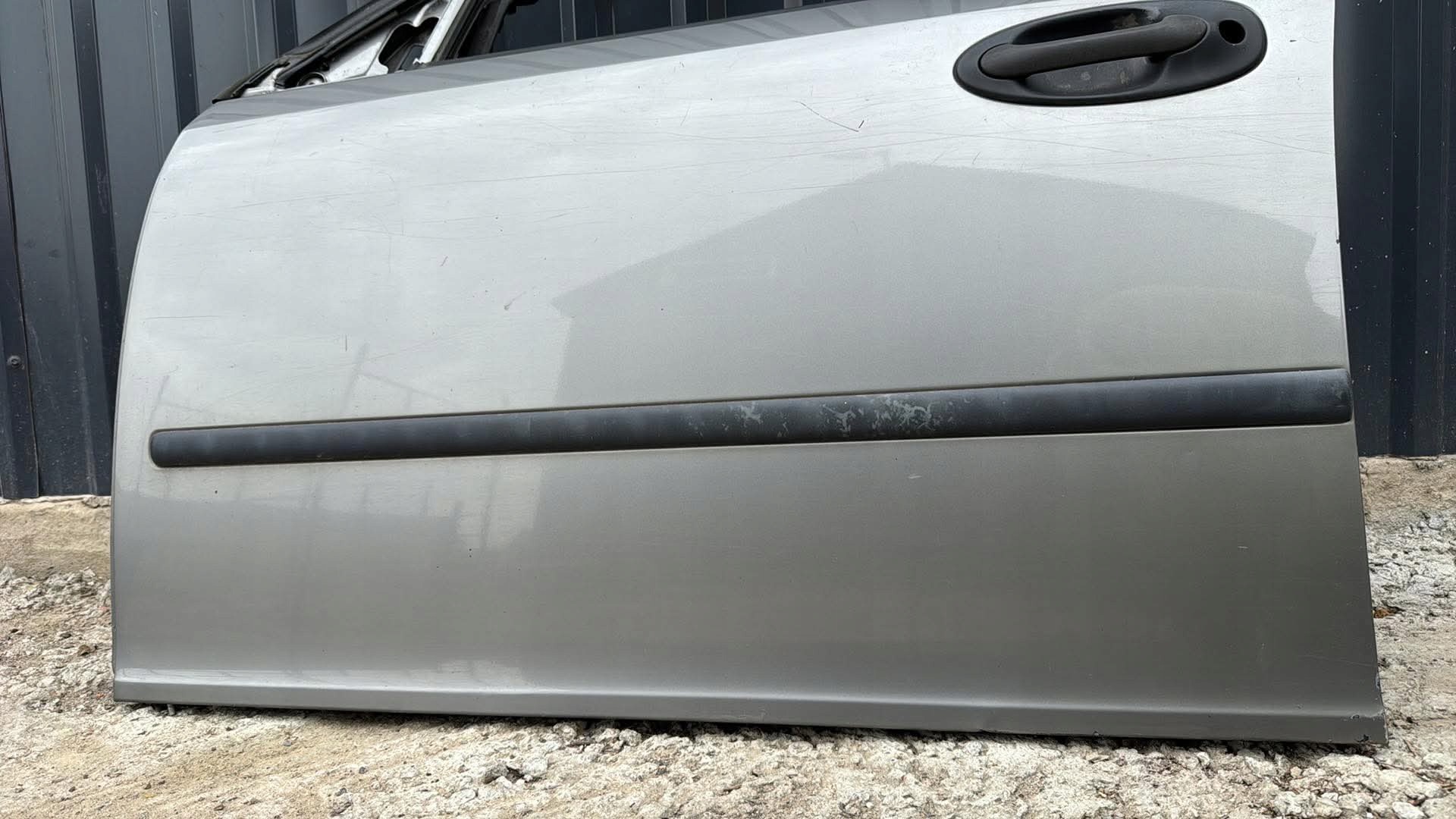 door left front left front SAAB 9-3 93 driver´s colour 279 02-07