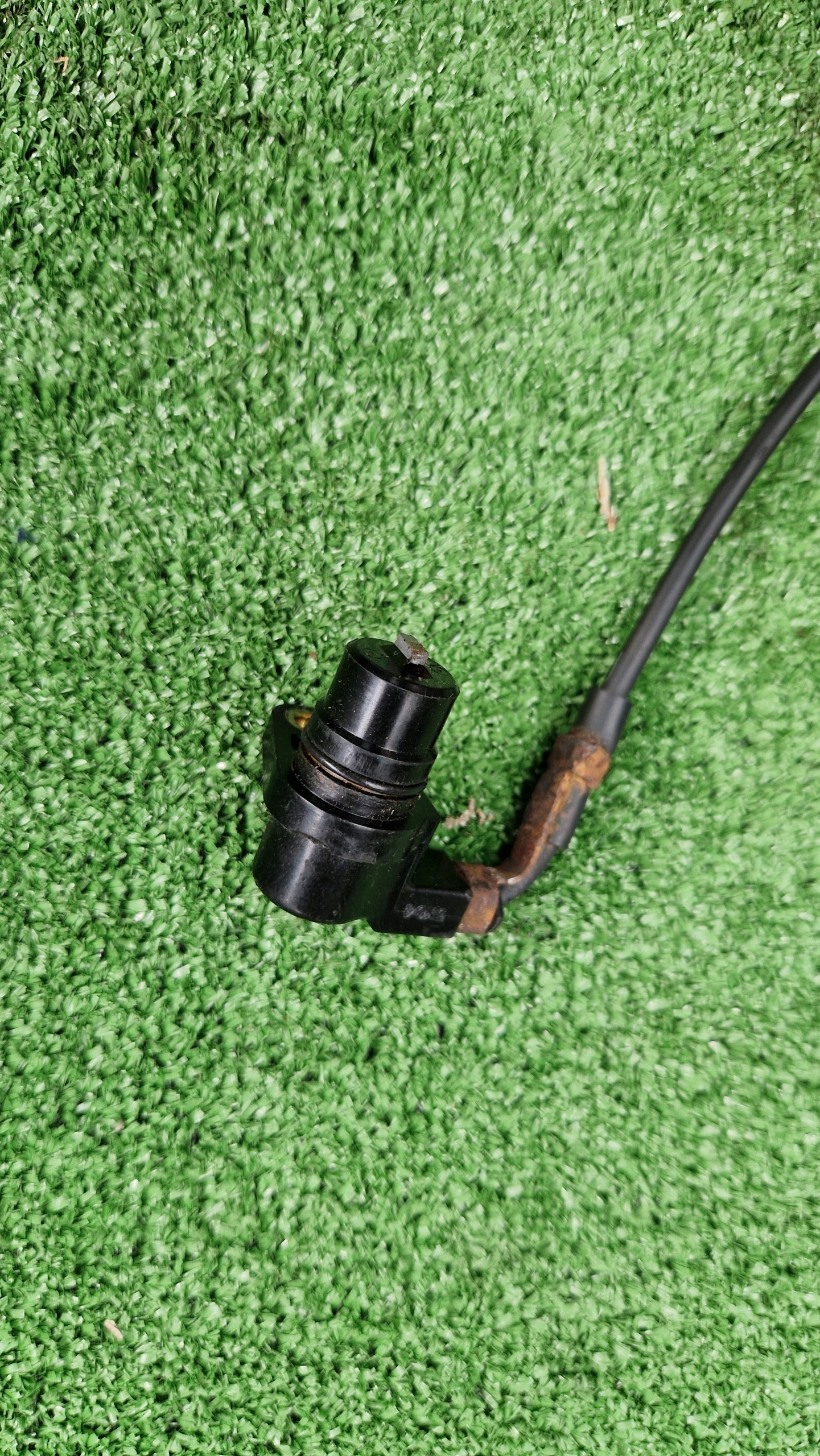 sensor ABS rear part left SUZUKI JIMNY original blue KOSTKA 1998R > 2014R