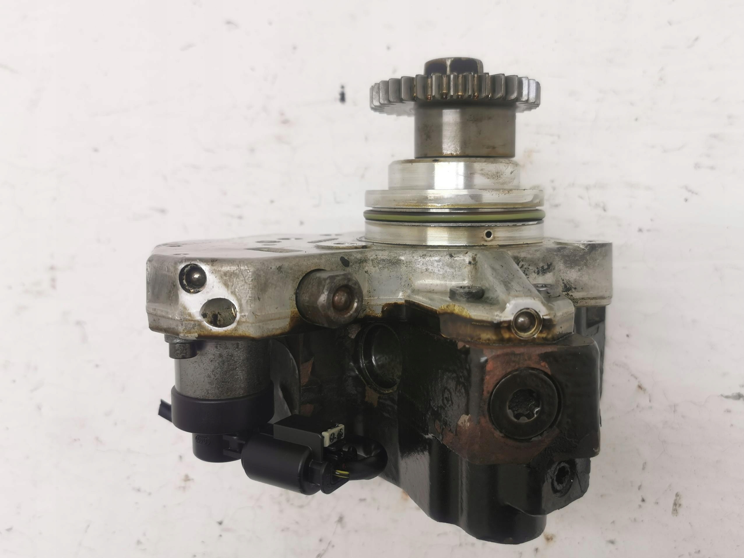 injection pump MERCEDES E-KLASA W212 A6420700801