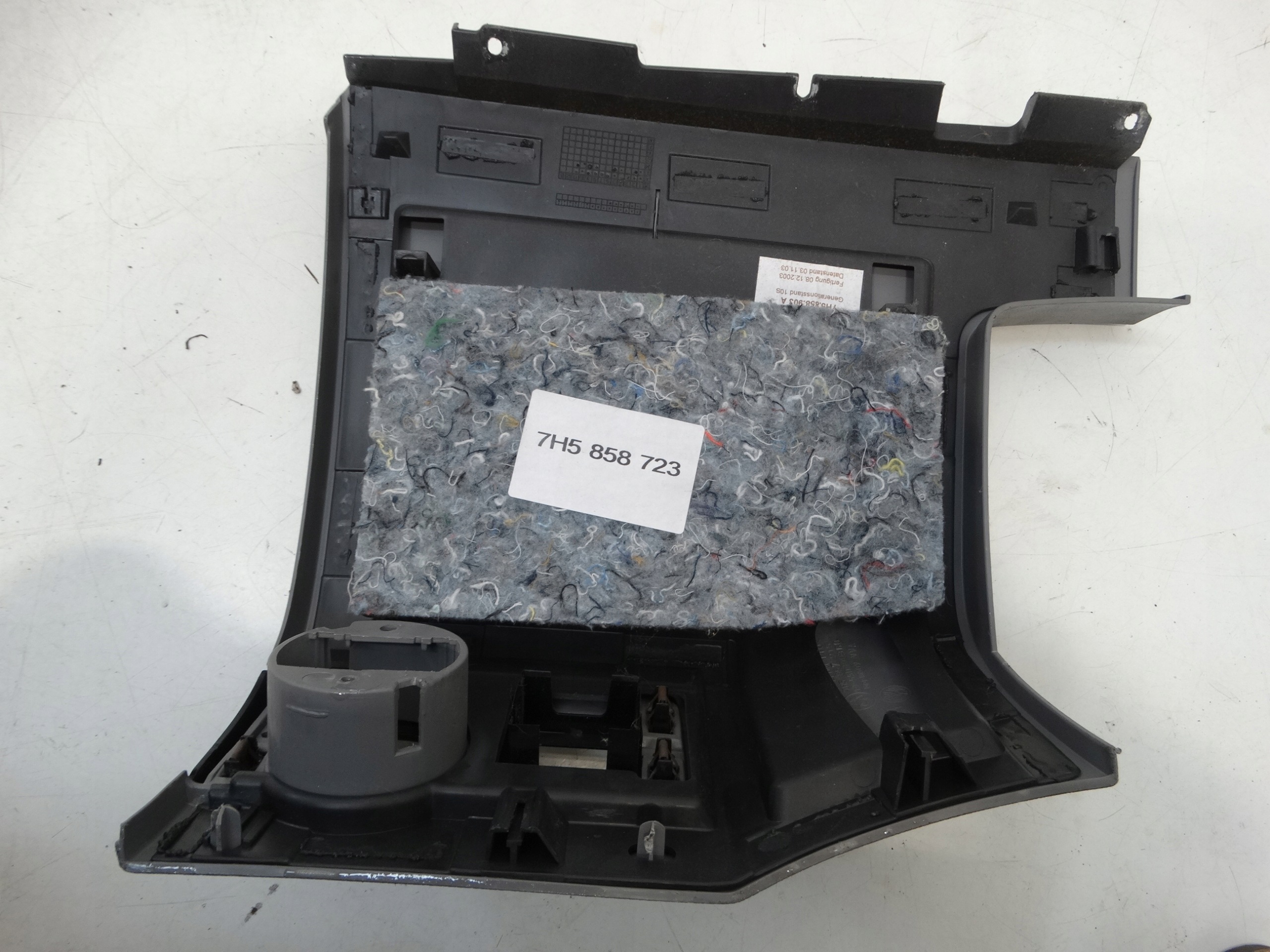 Blende Abdeckung Leuchten konsole VOLKSWAGEN T5 MULTIVAN 7H5858723