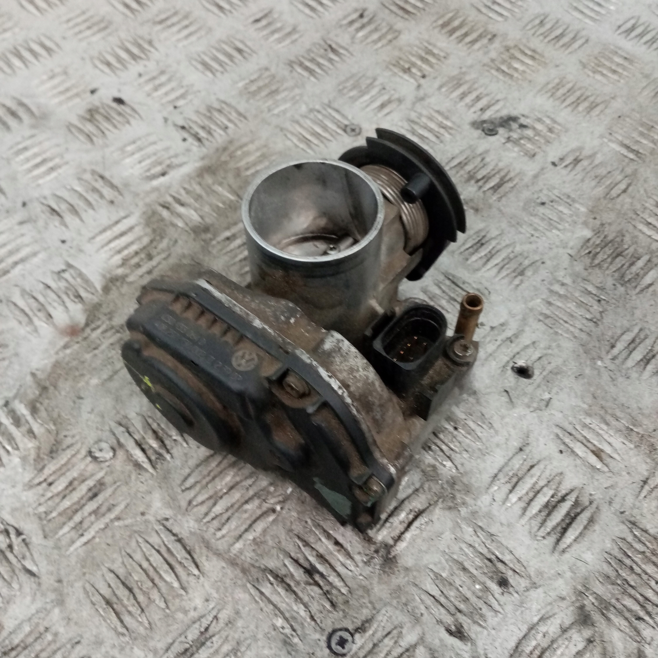 throttle flap AUDI A3 8L 1.9 TDI 0 130 133 064 D