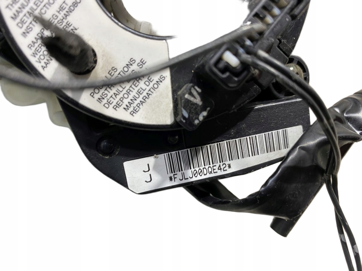 steering wheel levers and controls HONDA HR-V and M18620