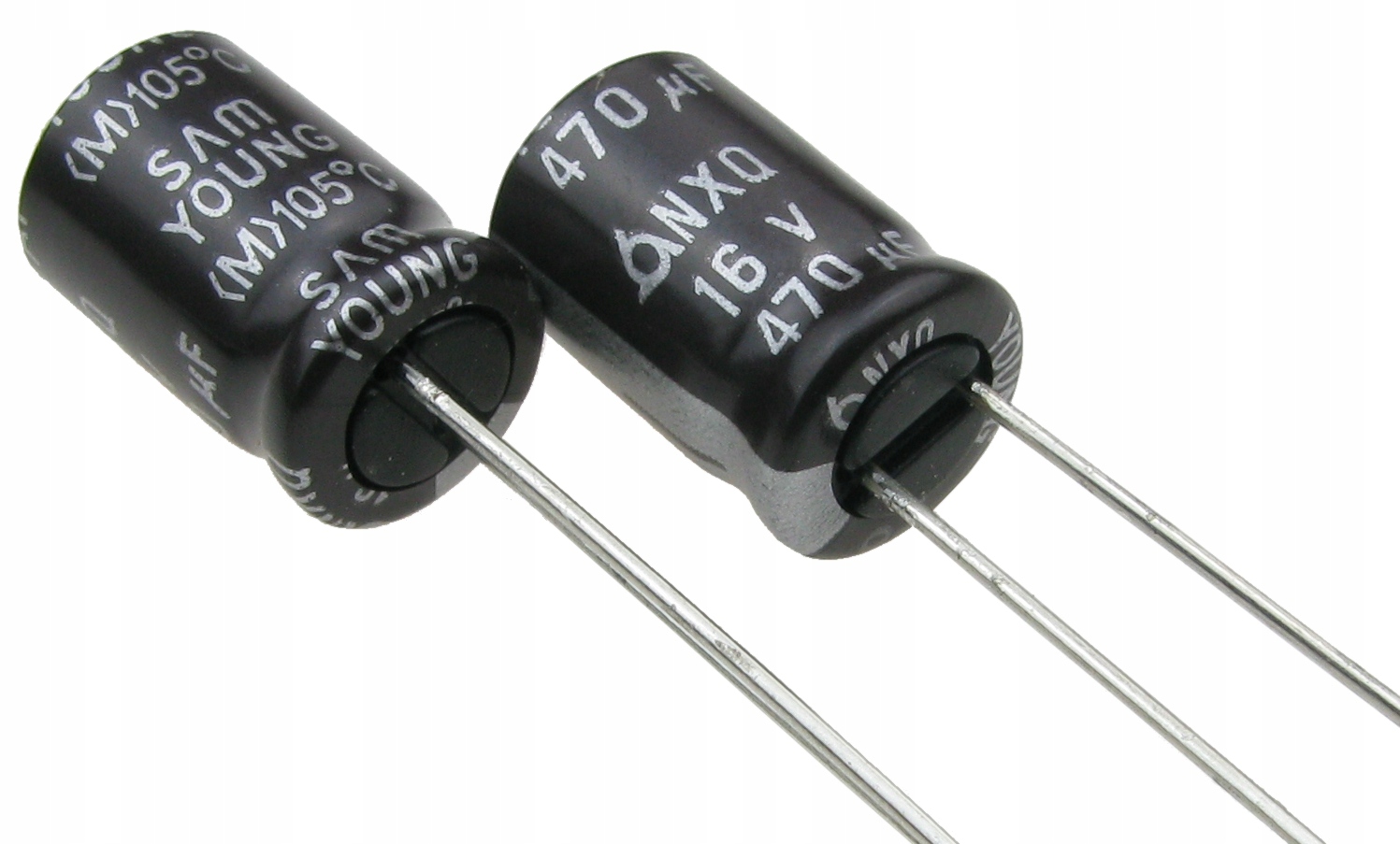 

# 470uF/16V Low Esr SamYoung Nxq (2 szt.) /3959-2