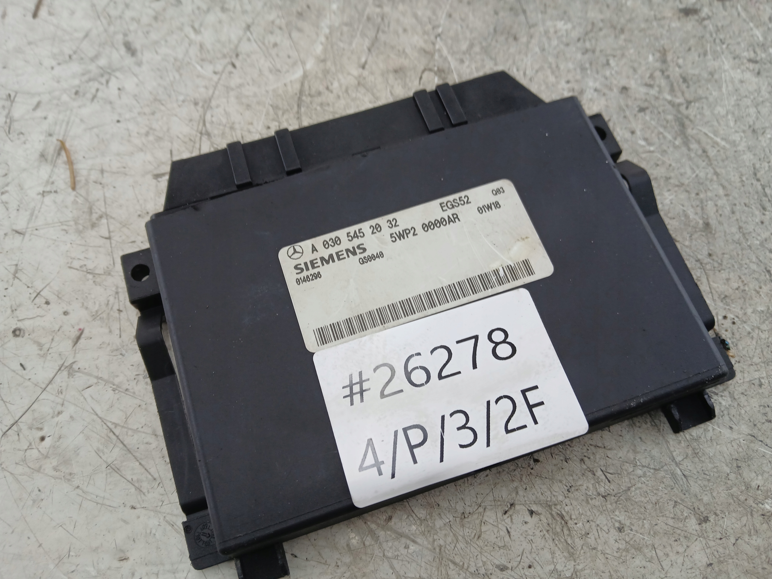 MERCEDES W210 control unit of the engine A0305452032