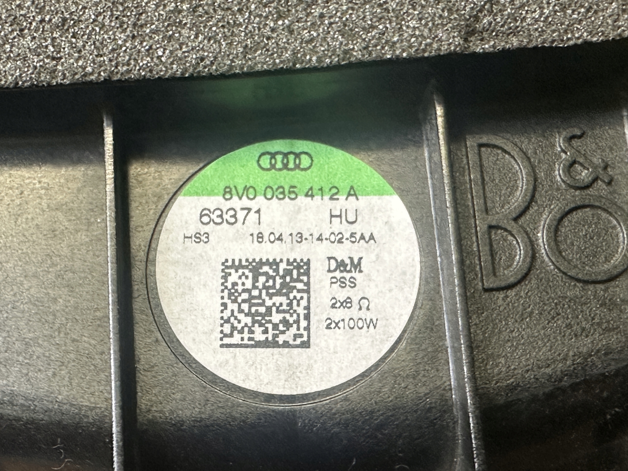 AUDI A3 8V SUBWOOFER bang OLUFSEN 8V0035412A