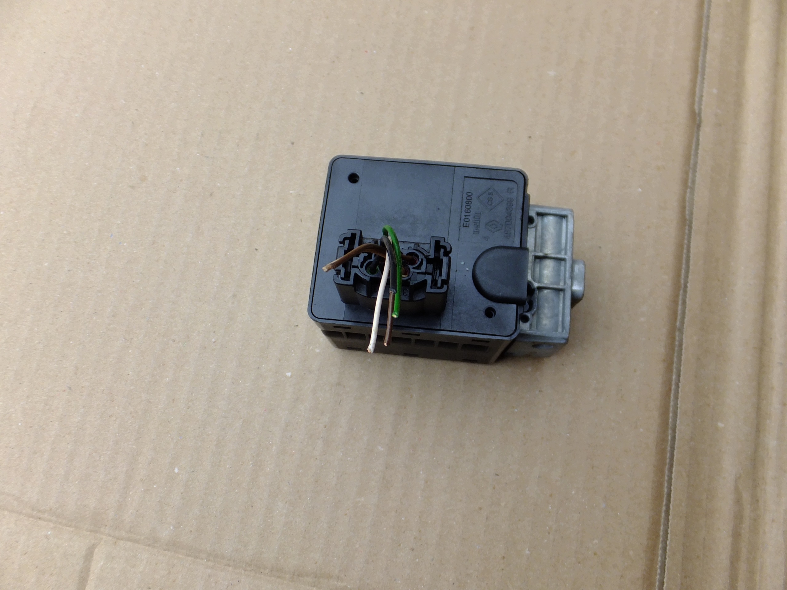 blocking steering wheel renault clio IV 487004399R