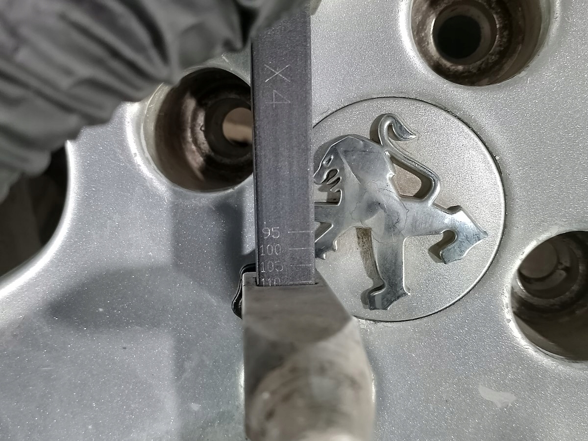 FELGI ALUMINIOWE KOMPLET 16 PEUGEOT 307 Szerokość felgi 6.5