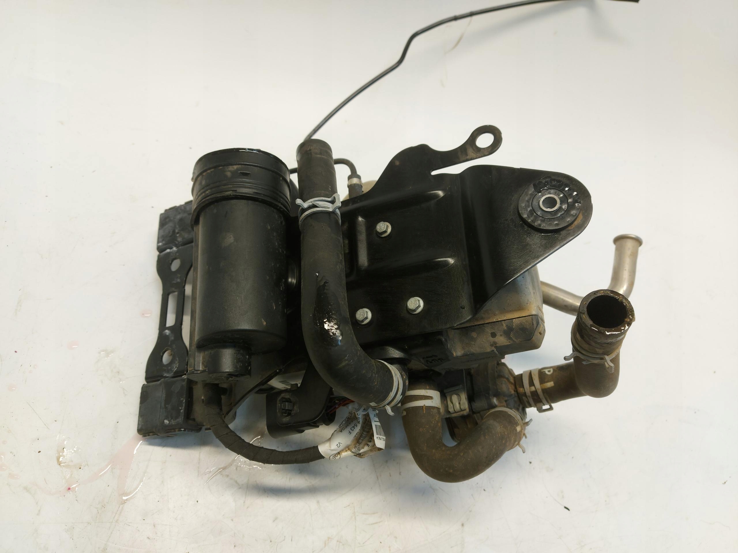 VW Multivan 7T0 T7 2023r webasto dogrzewacz ohřívač vody