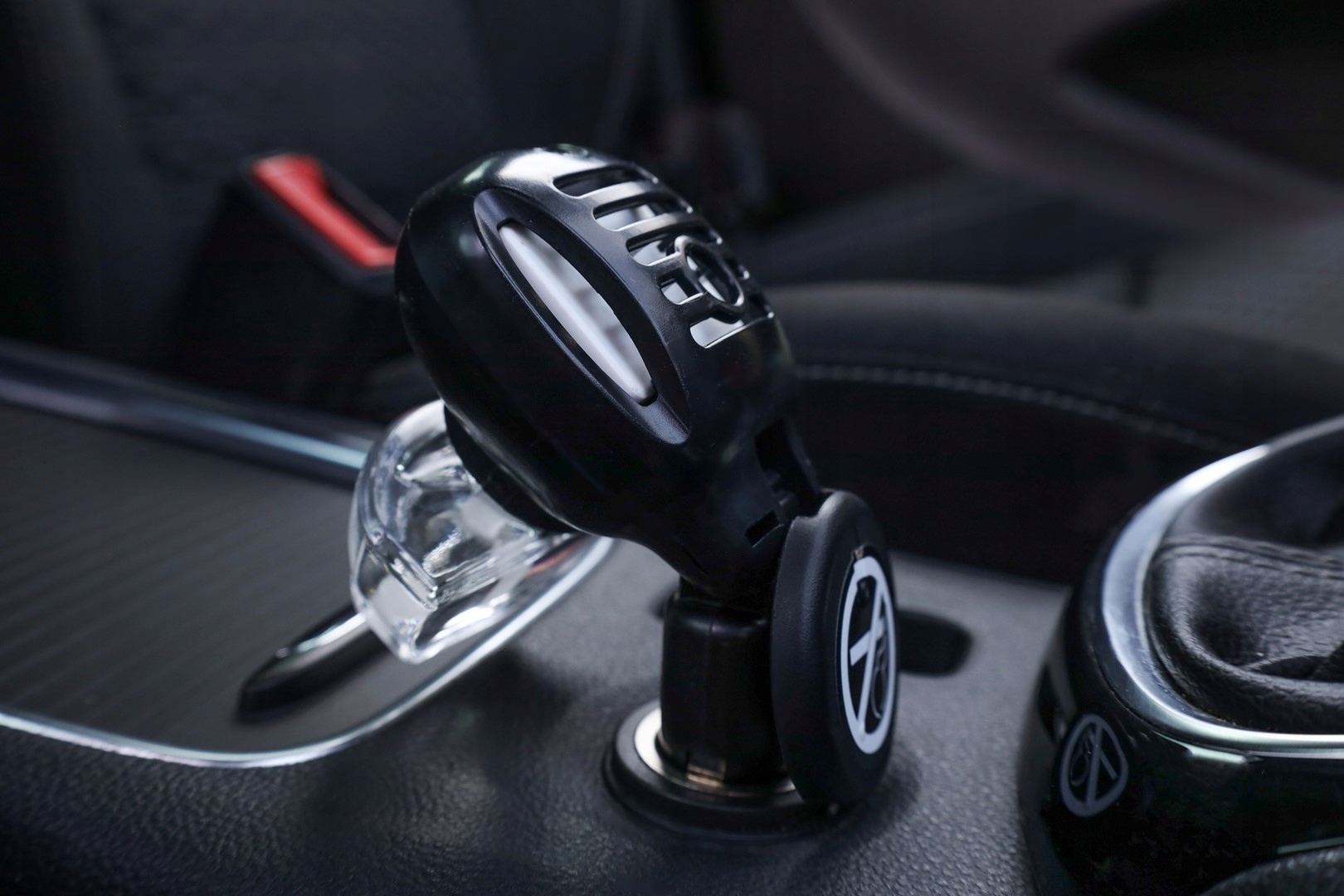 Automobilinis elektrofumigatorius nuo uodų ir vabzdžių, 12/24 V – kelionėms – nuotrauka 5