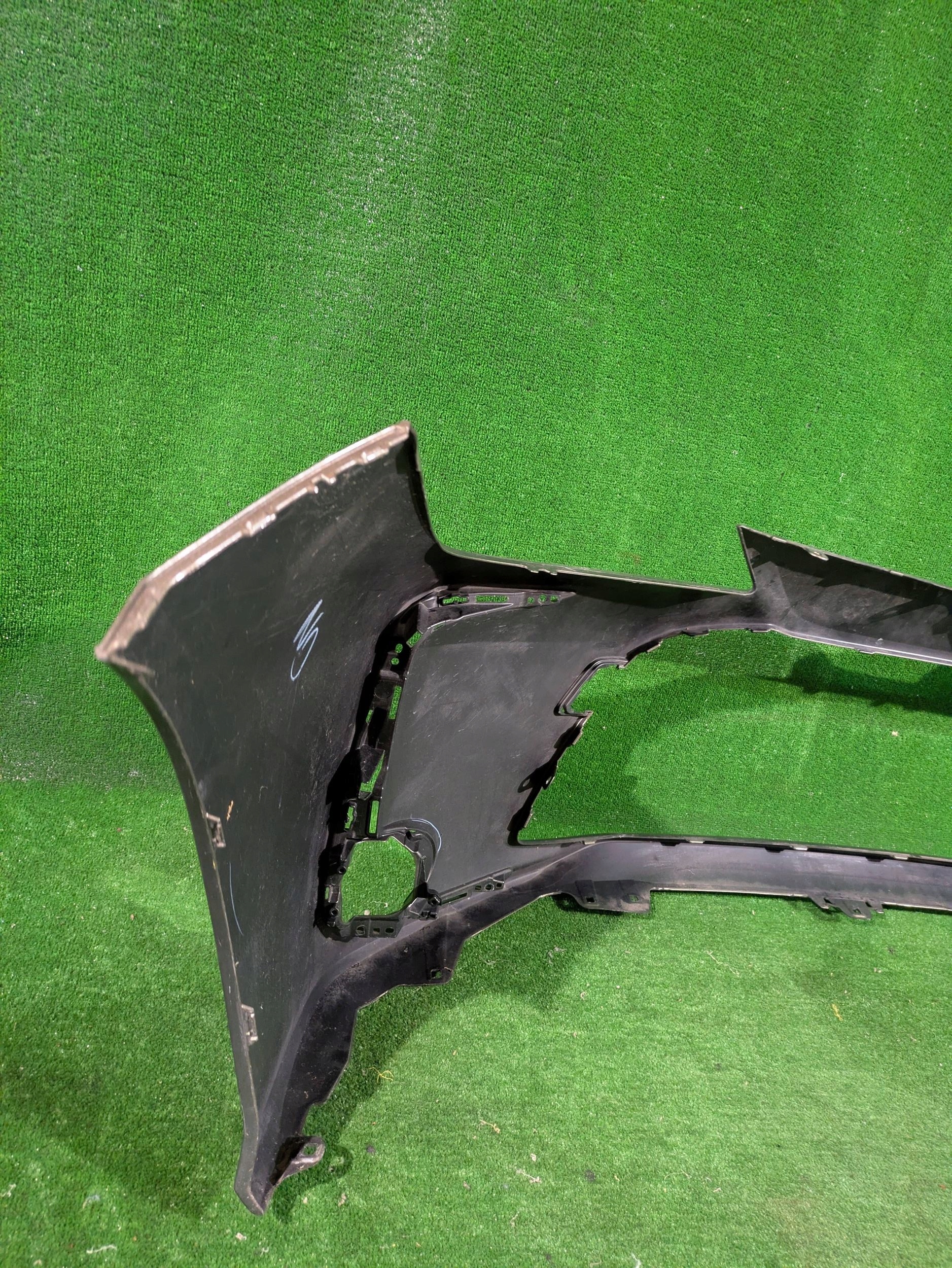 front bumper front TOYOTA COROLLA E21 sedan without PDC NR.7660