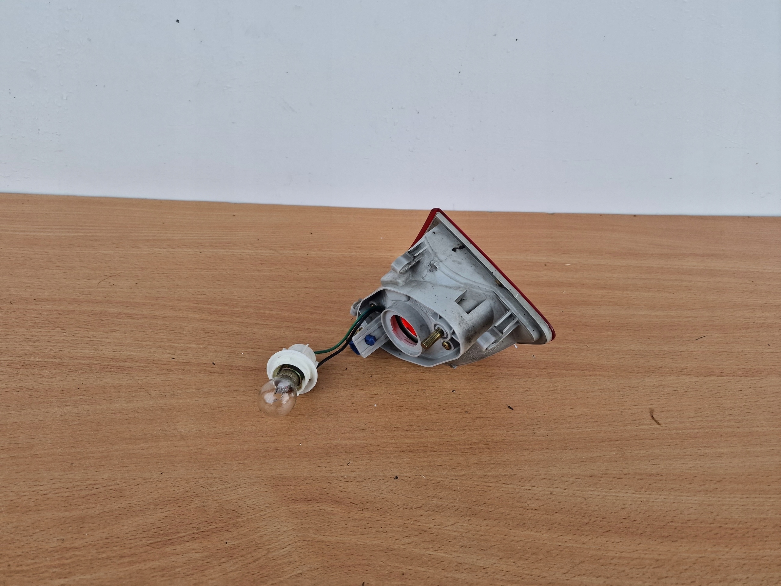 SUZUKI LIANA left light light fog lights rear part
