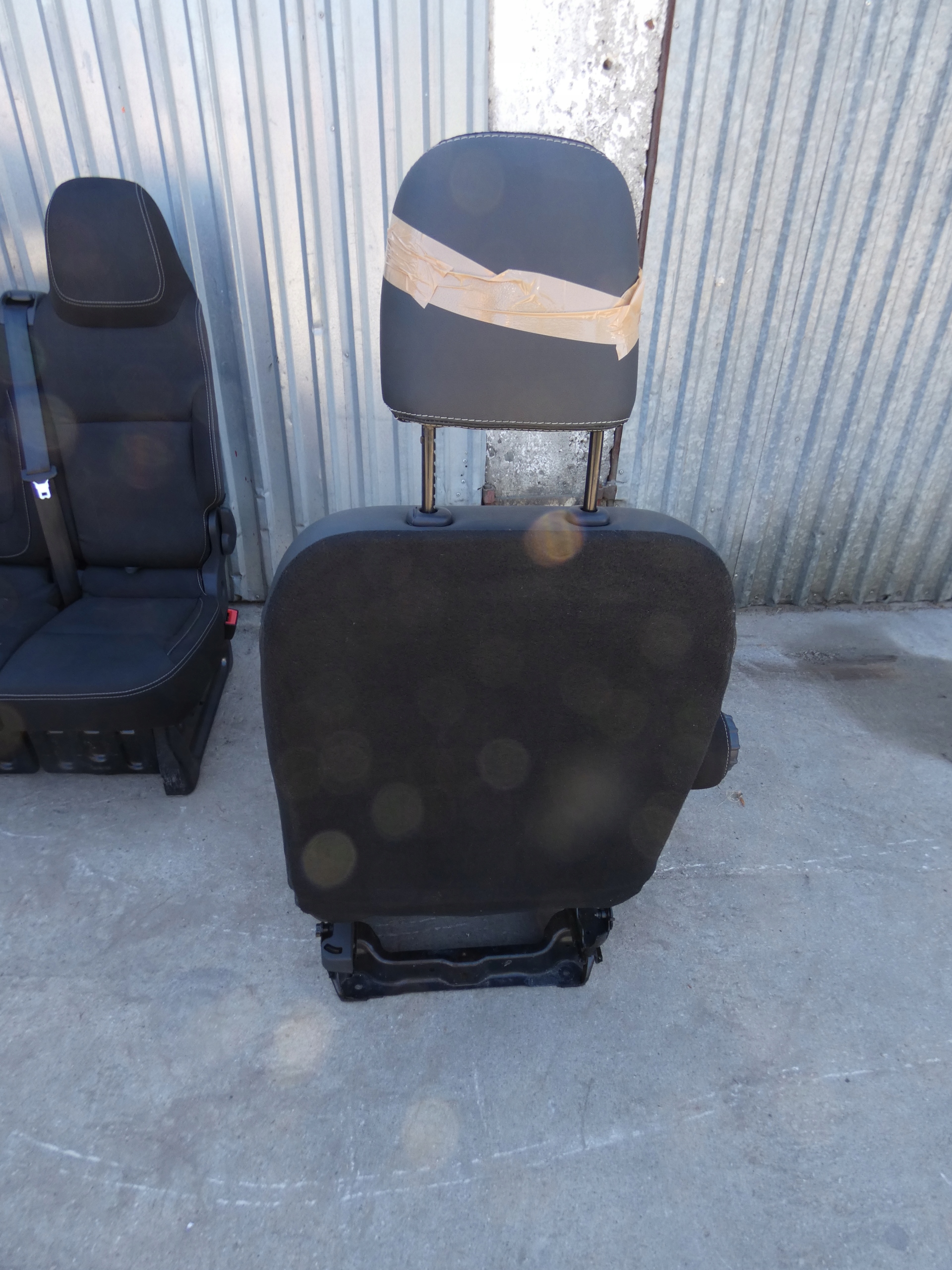 RENAULT TRAFIC IV seat front seats front 2023r