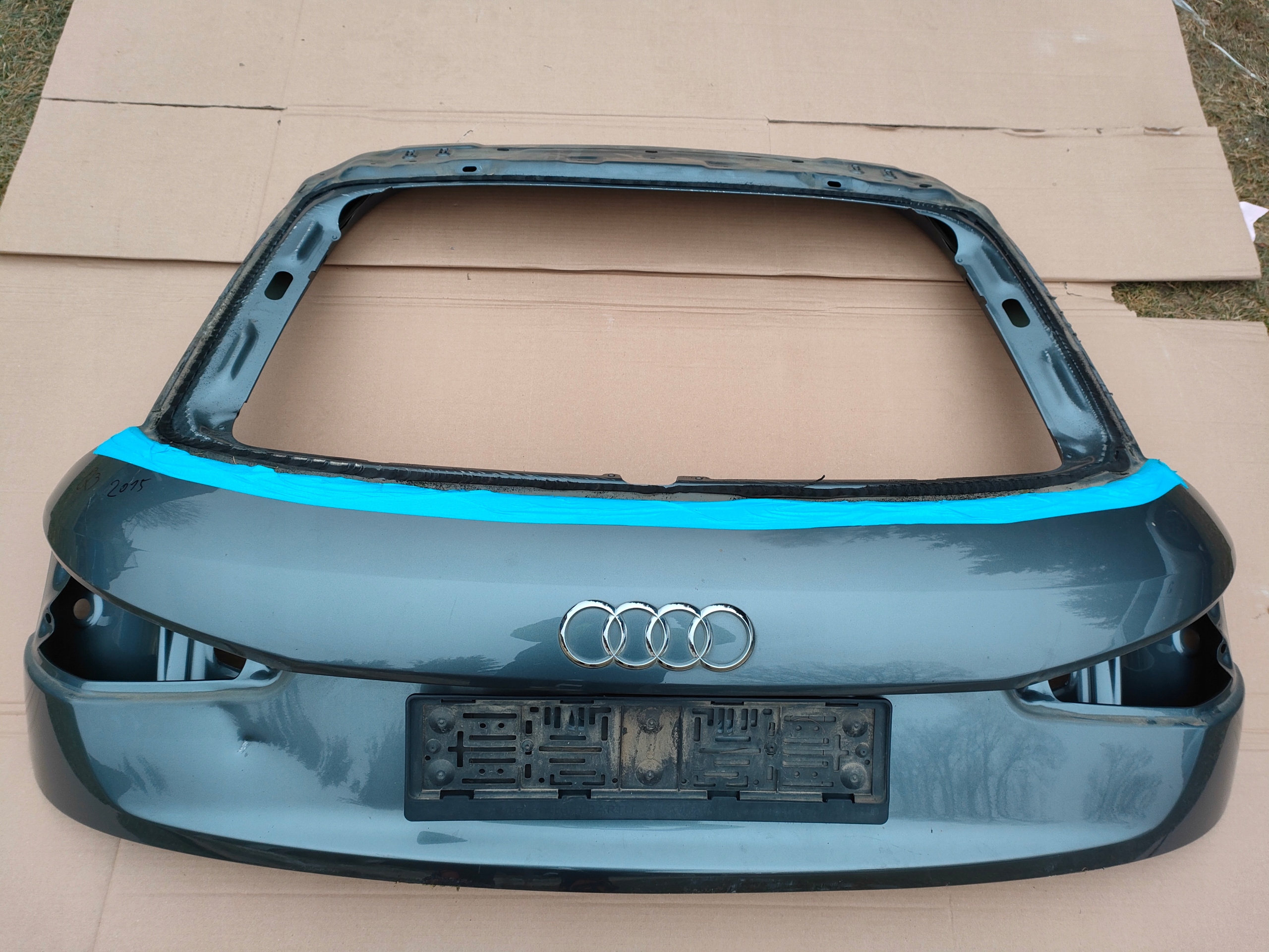 Audi Q3 8U 2011-2018 8U0827159A rear bonnet boot