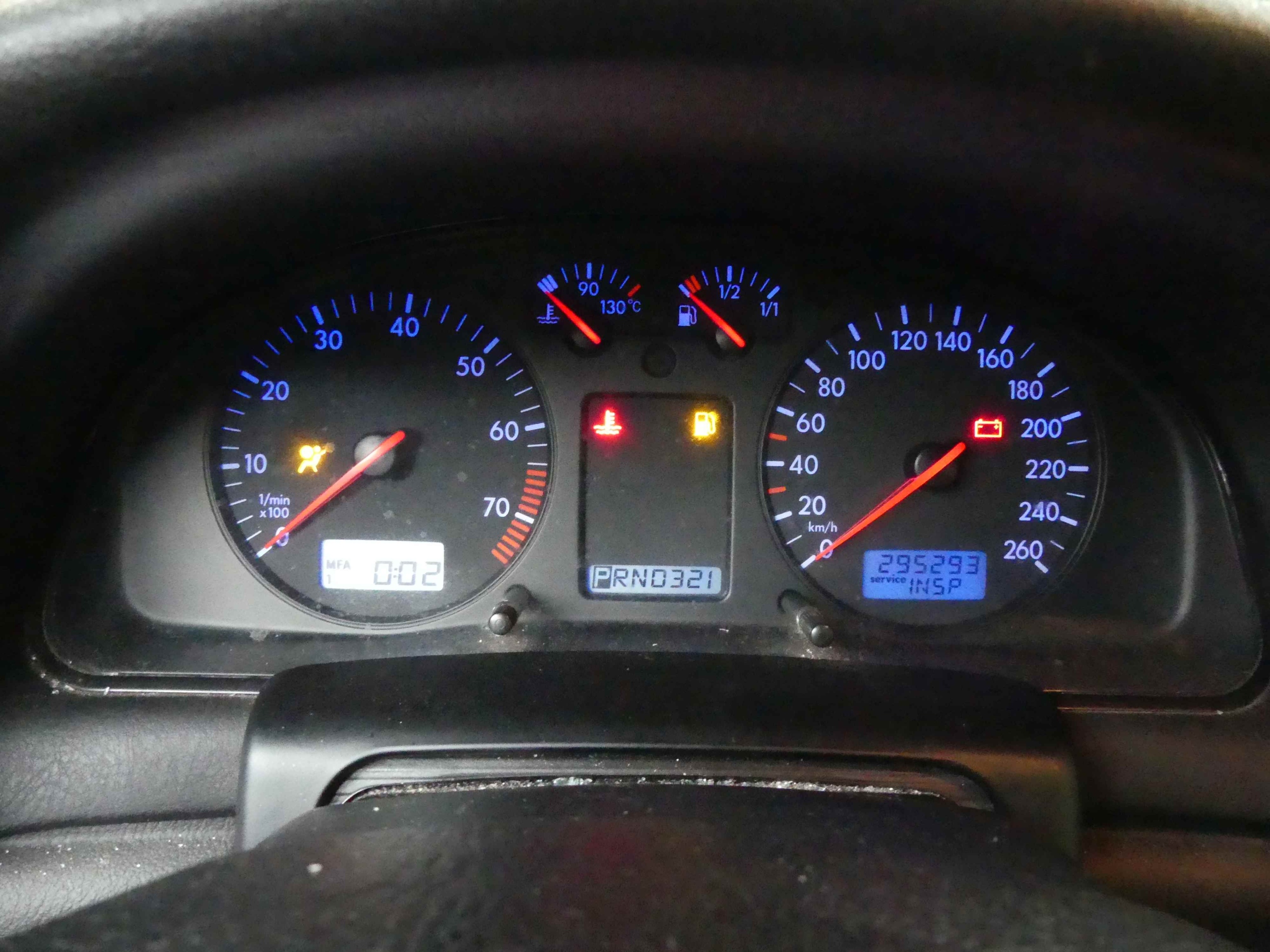 спидометр часы volkswagen oe 3B1919880A