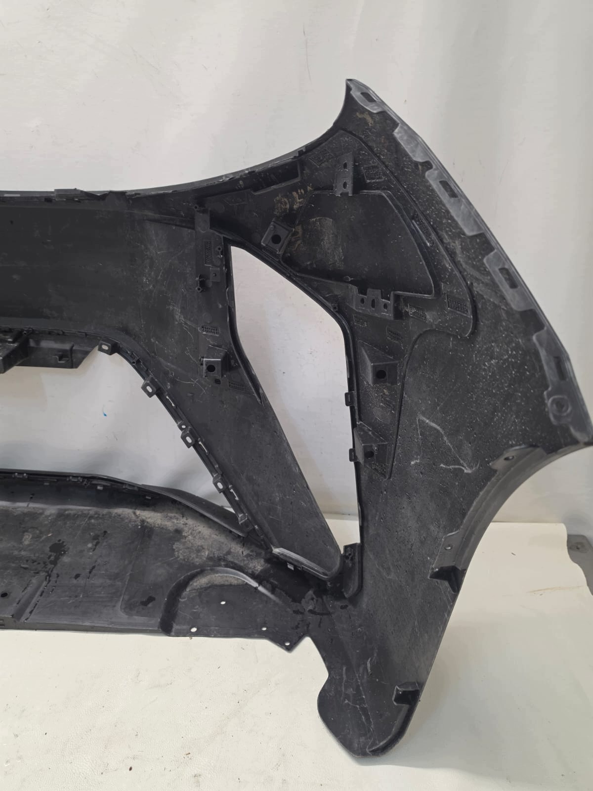 MAXUS MIFA 9 22- Paraurti Anteriore Anteriore C00345683