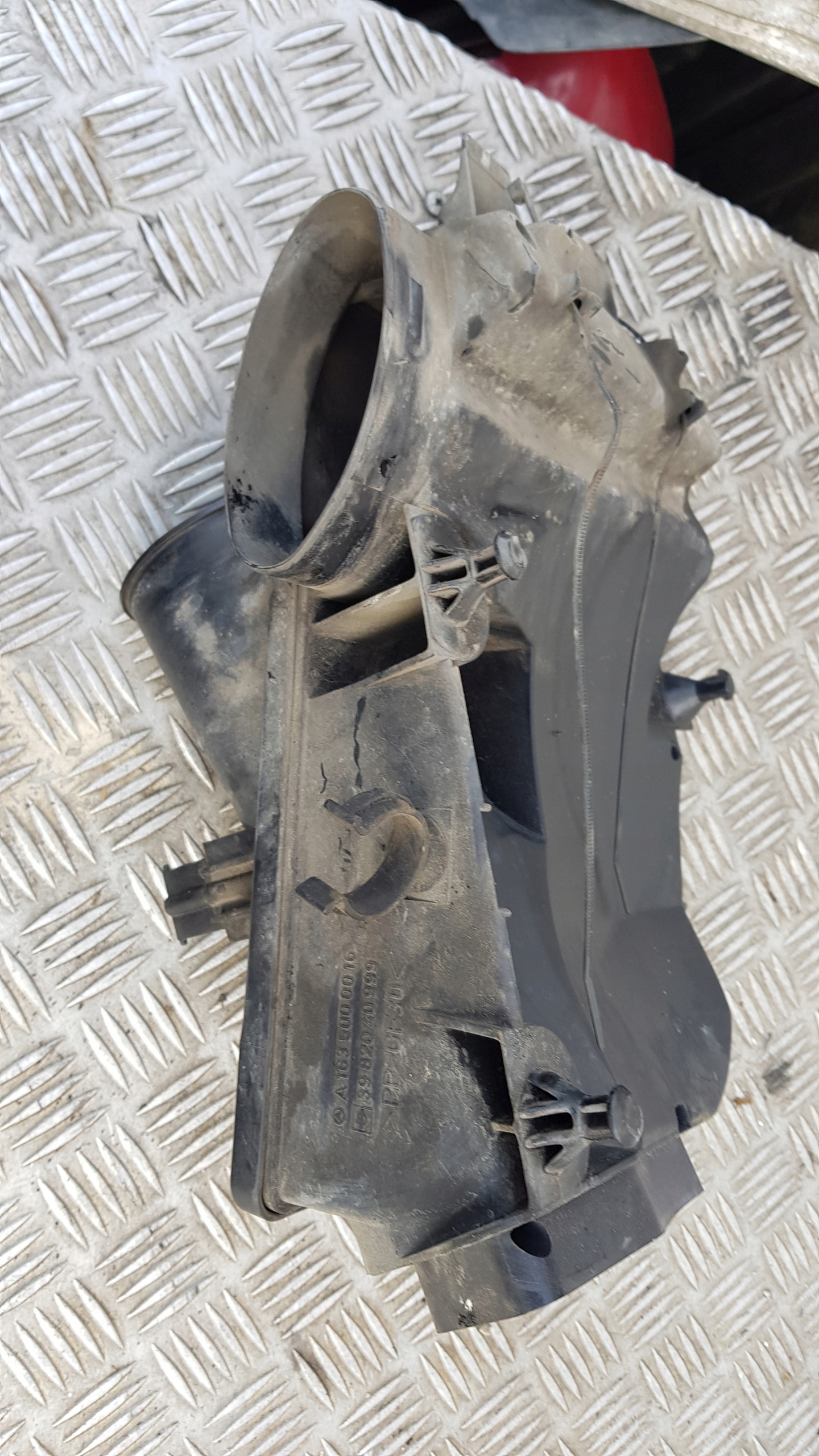 MERCEDES W163 2.7 CDI Gehäuse filter luft A1635000016