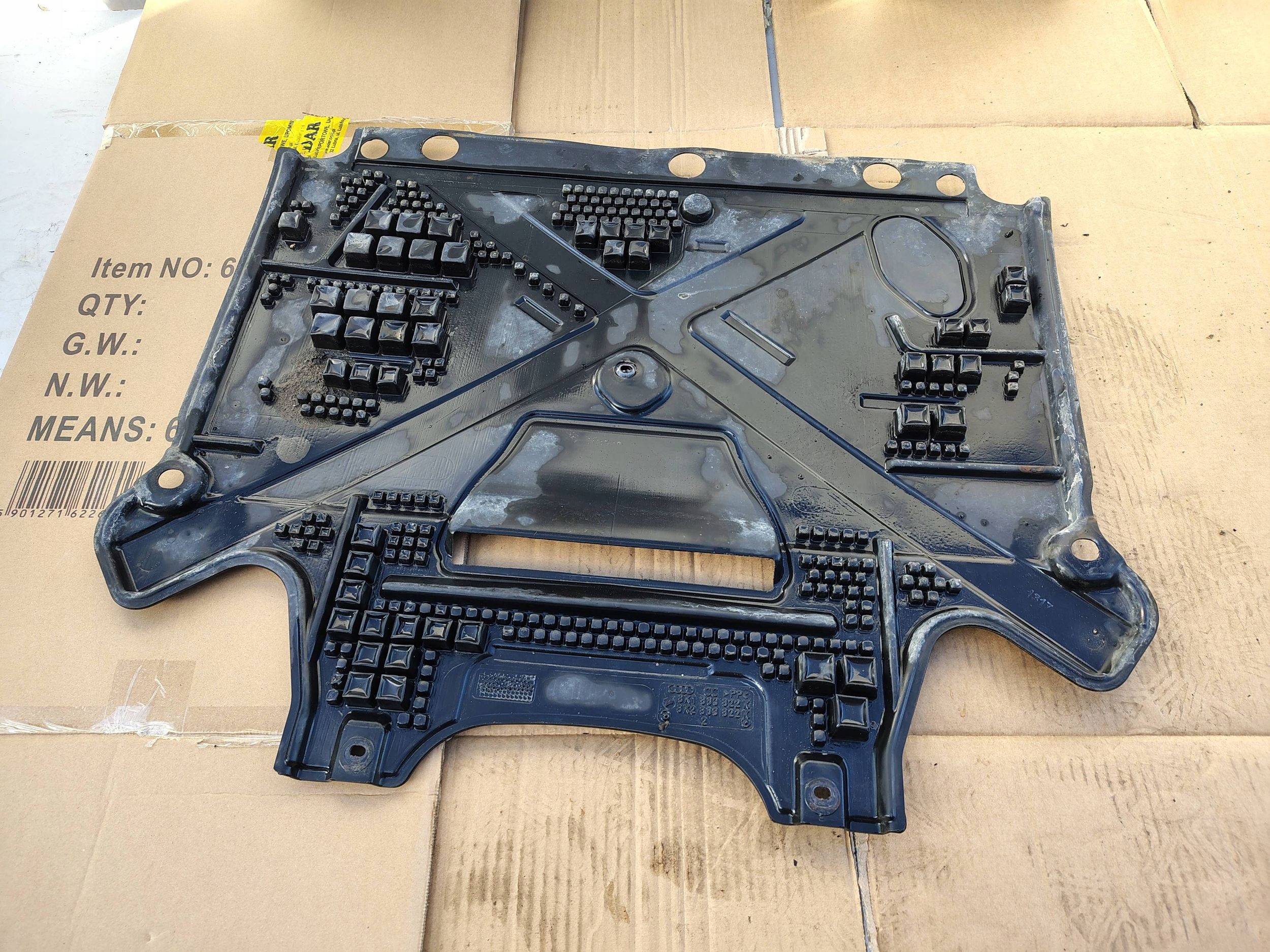 OSŁONA POD SKRZYNIĘ AUDI A4 B8 2.0 TDI