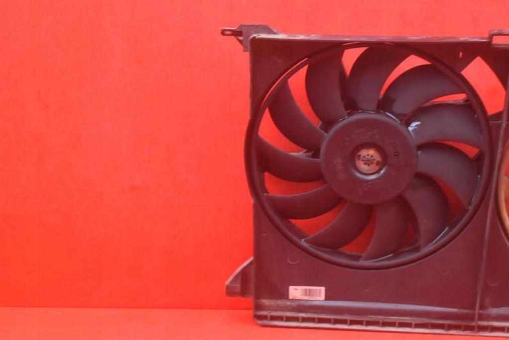 ventilátor 13167335 OPEL VECTRA C 1.9 CDTI 150 KM 05-09