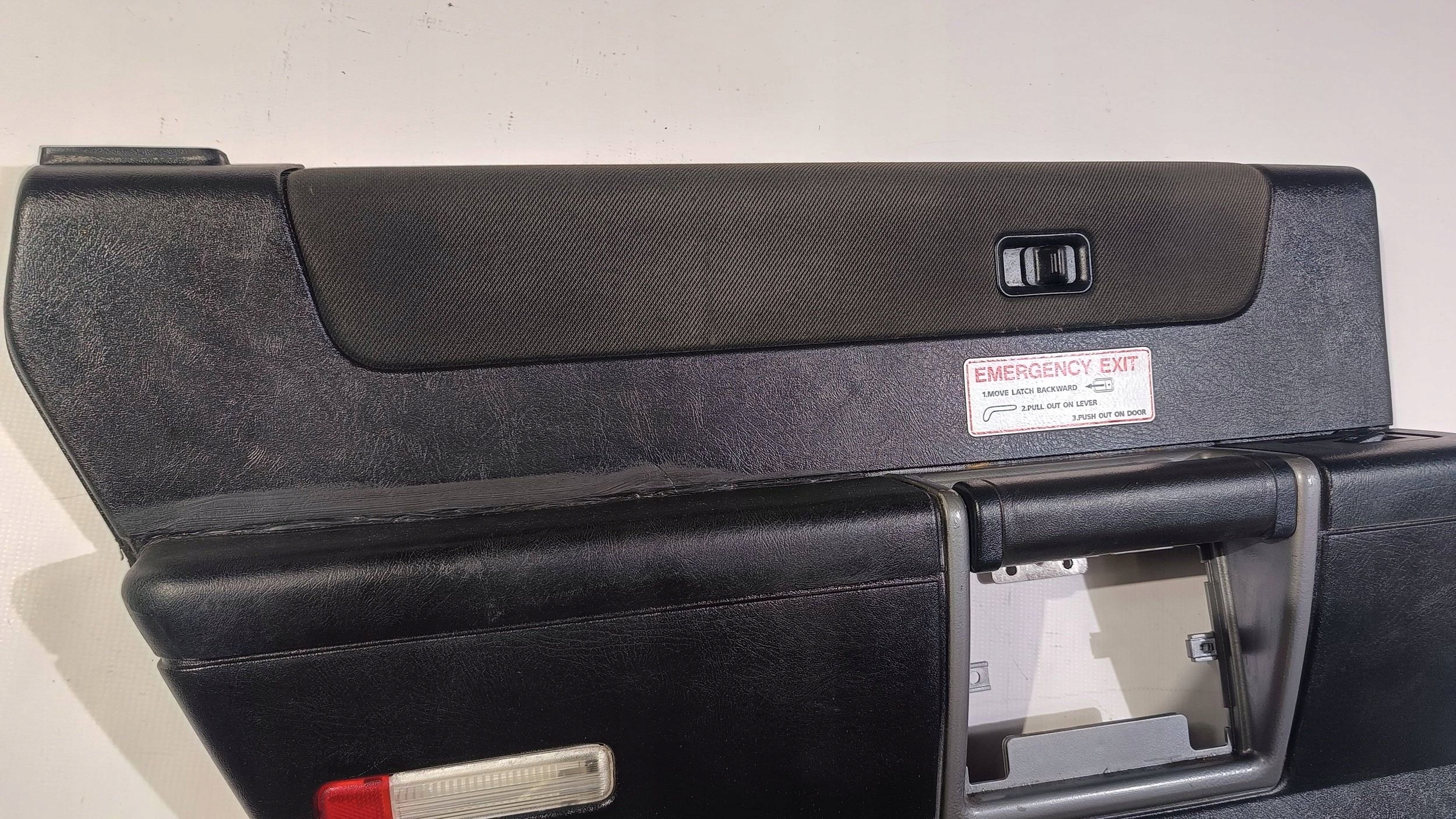 side upholstery side door left rear part left side Hummer H2 2003