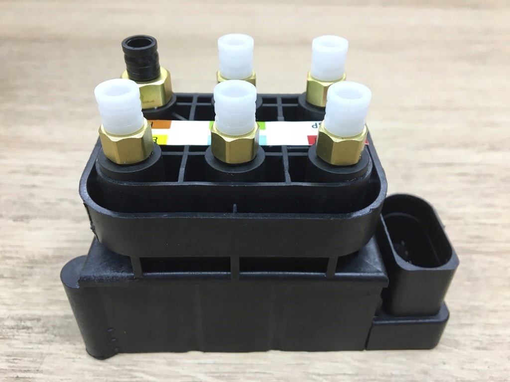 A2513200058 2513200058 - Розподільник MERCEDES W166 ML W164 W166 R W251 W217