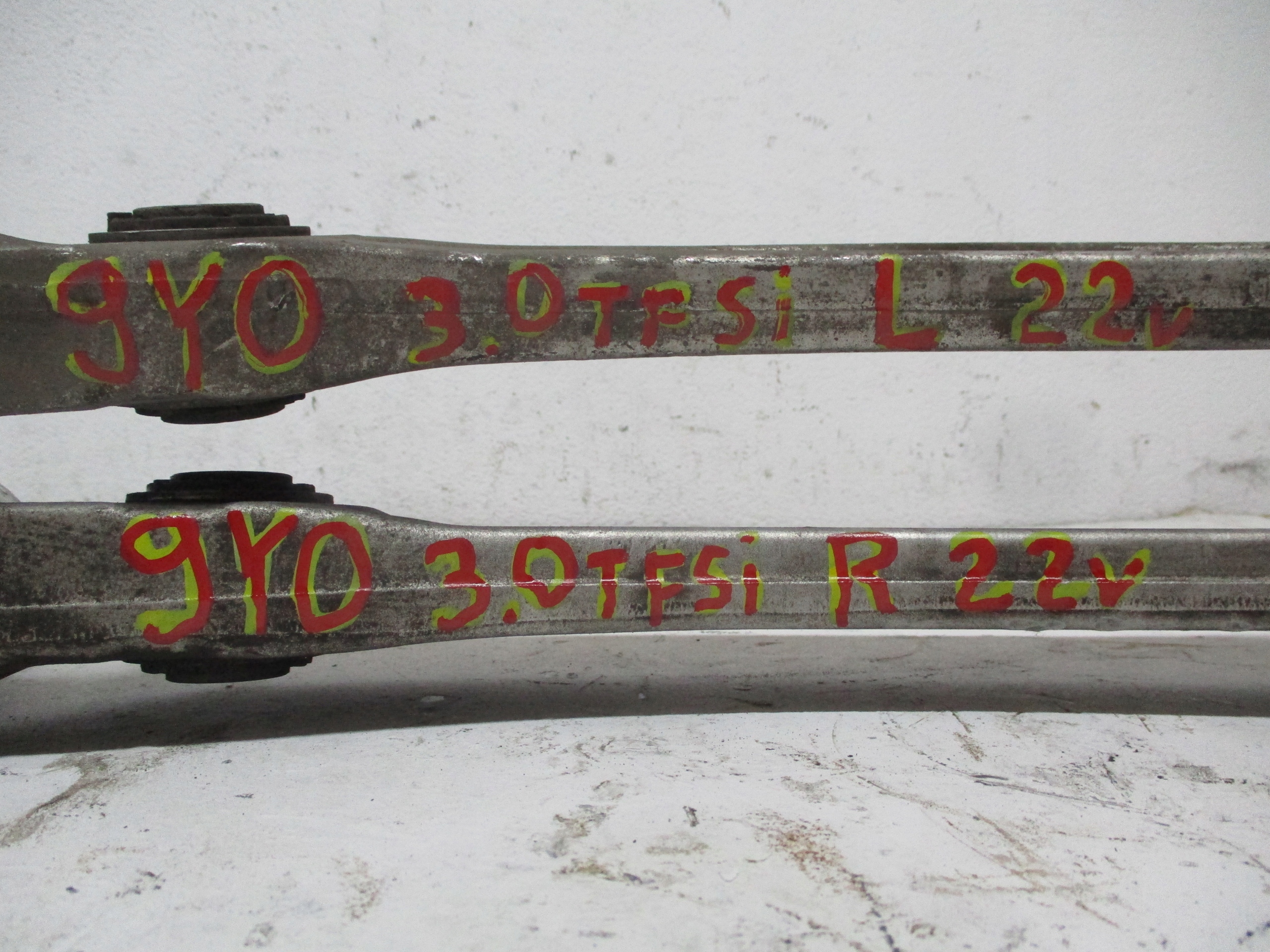 arm PORSCHE CAYENNE 9Y0 3,0TFSI 22R right left front front