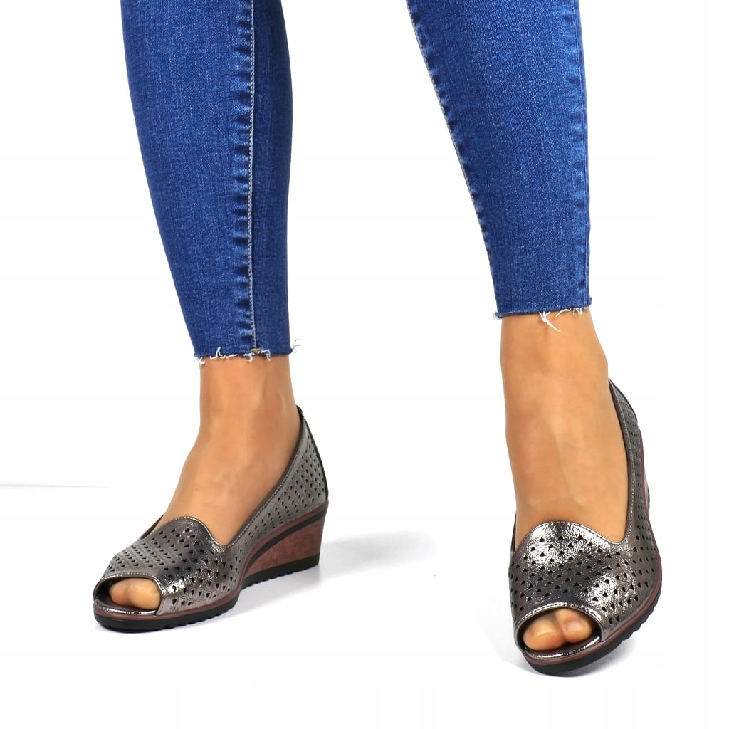 PÓŁBUTY NA KOTURNIE BUTY POTOCKI PEWTER SRERNE AŻUROWE ODKRYTY PALEC MODNE Kolor srebrny