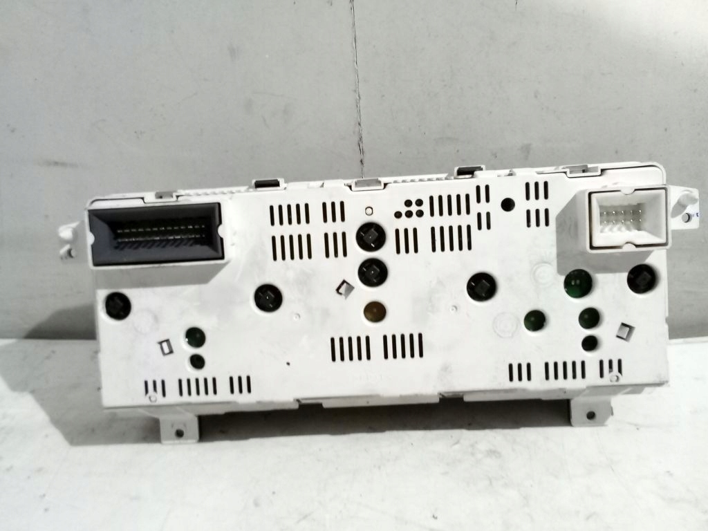Chrysler PT Cruiser dials dials 04671816AC