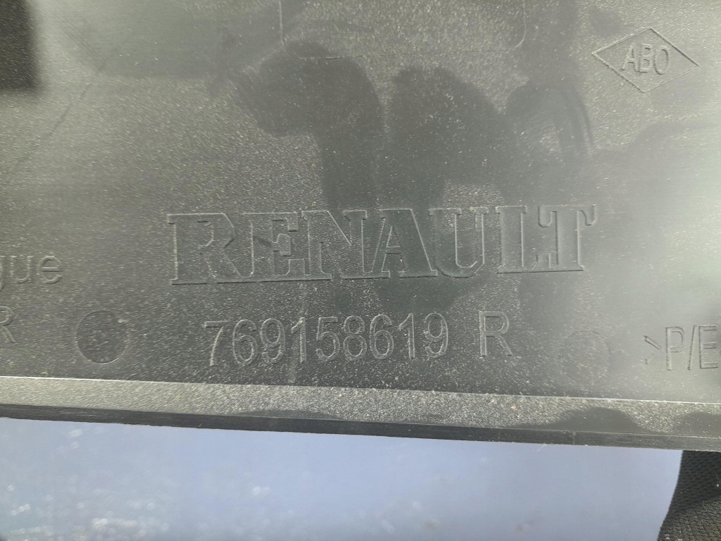 renault EXPRESS VAN комплект правая сторона 769158619R