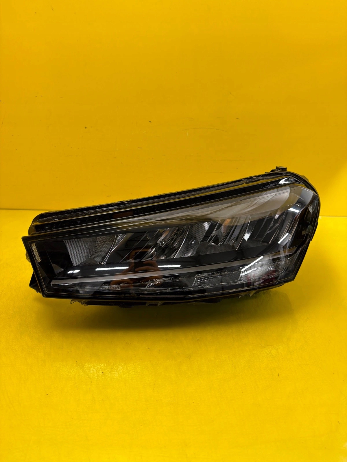 Licht links Skoda Fabia 4 IV Full Led 6VB941015