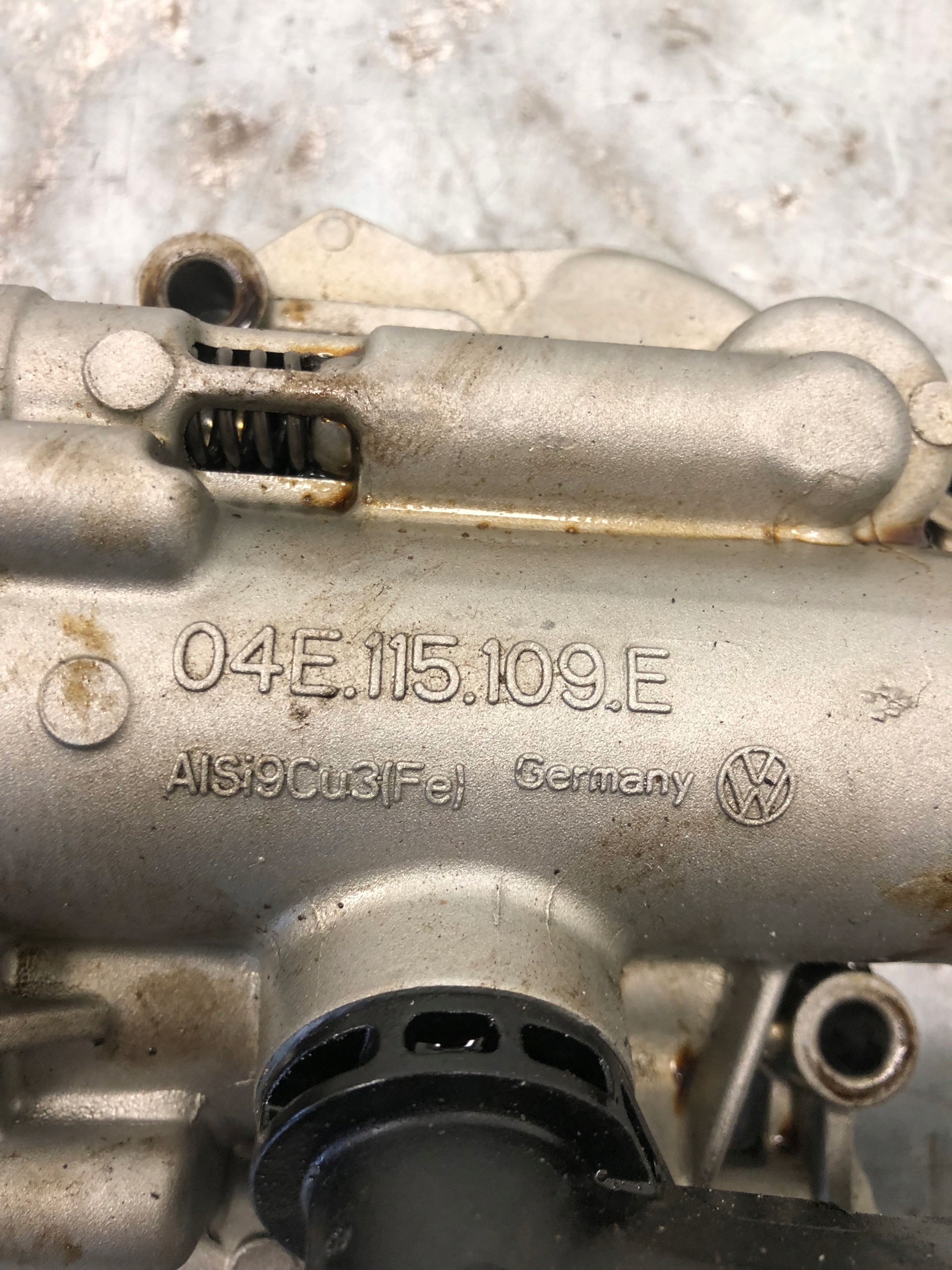 Ölpumpe VW SKODA AUDI 1.4 TSI CZC 04E115109E