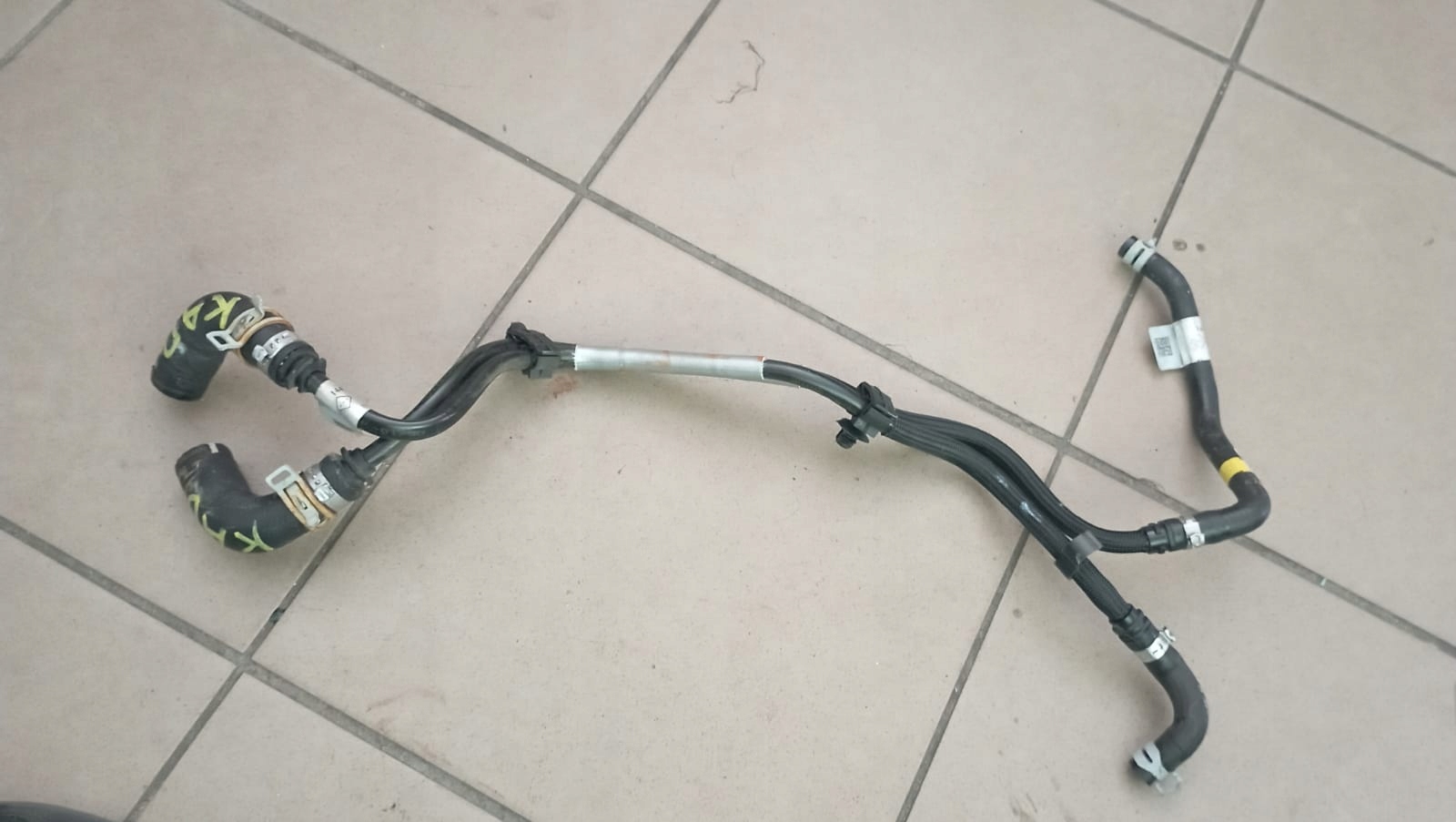 crijevo prijenos vode ARKANA KADJAR CAPTUR 144985838R