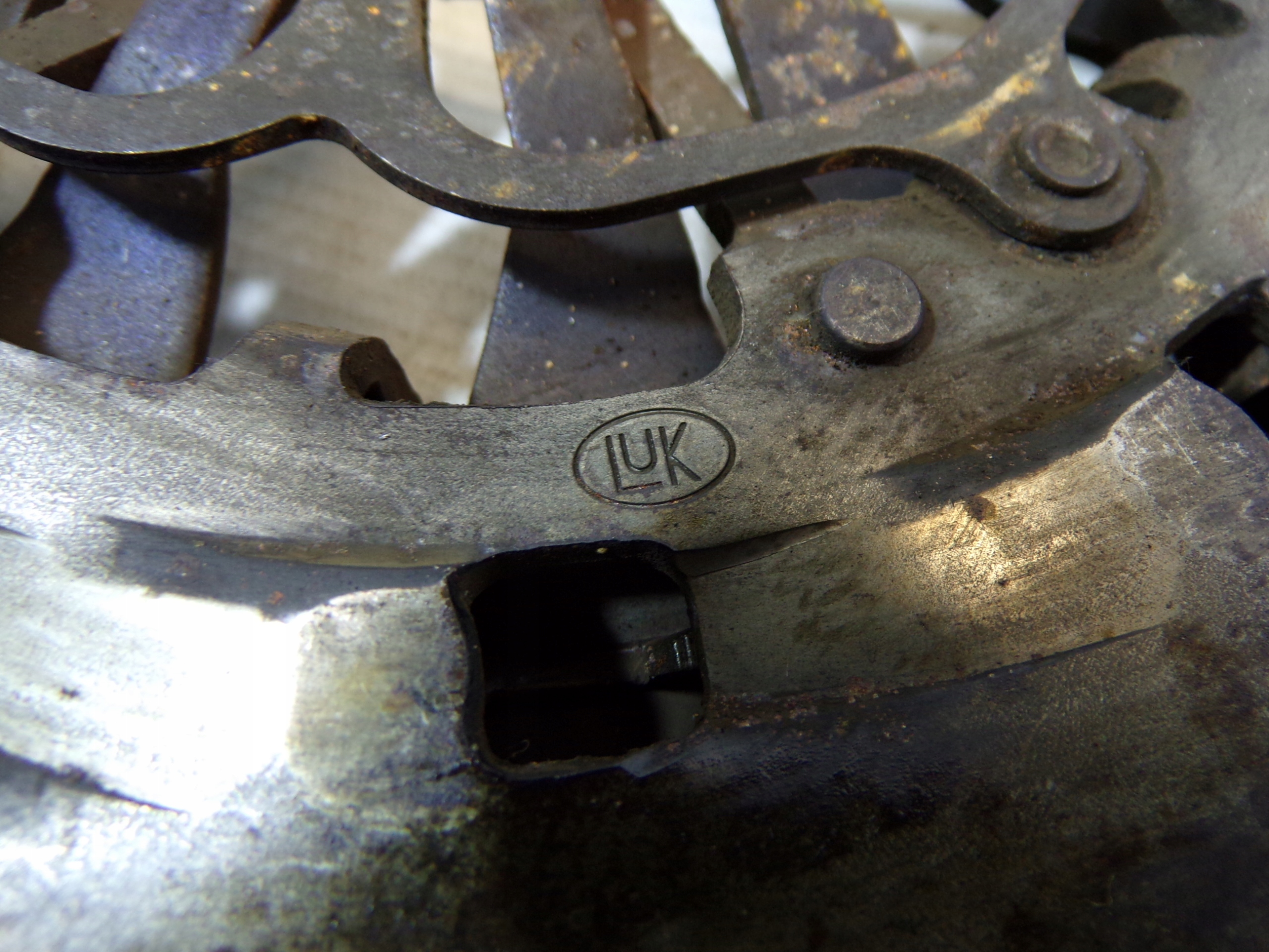 clutch wheel flywheel DWUMASA SAAB 2.2b LUK E6209