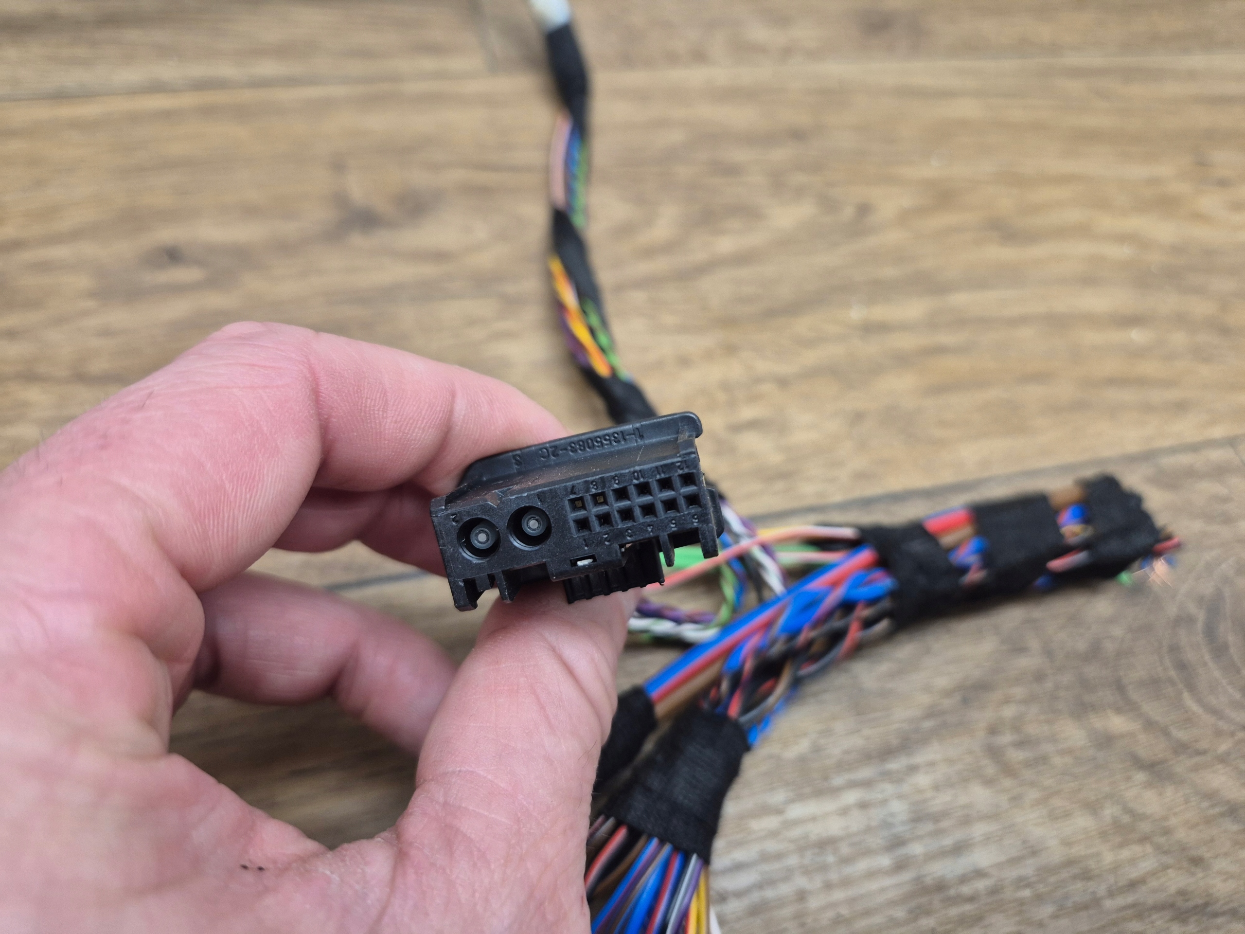 BMW cablaggio cablaggio KOSTKI WTYCZKI AUDIO HARMAN KARDON Amplificatore ASD