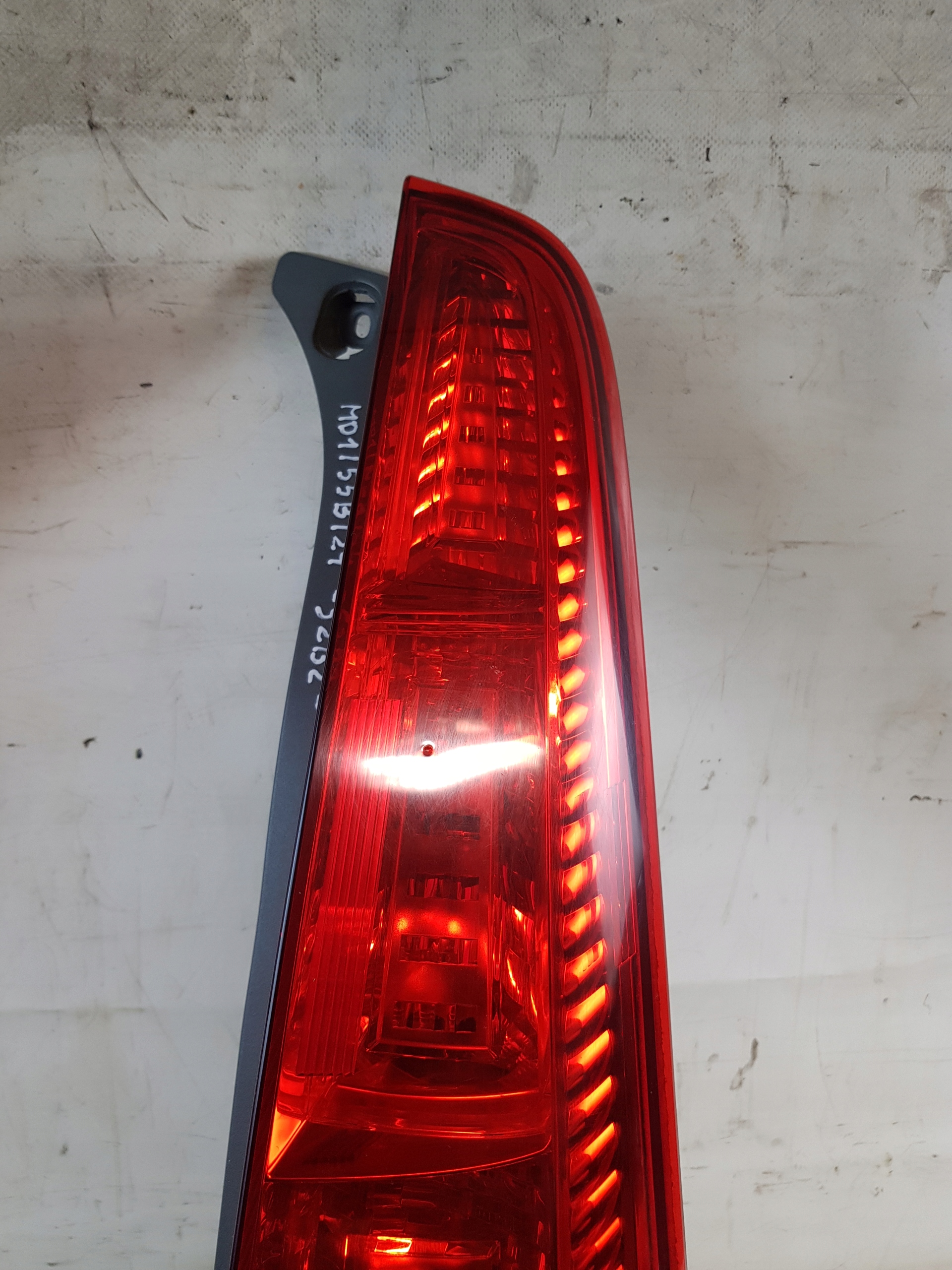 Honda CRV III GEN light right rear part EU