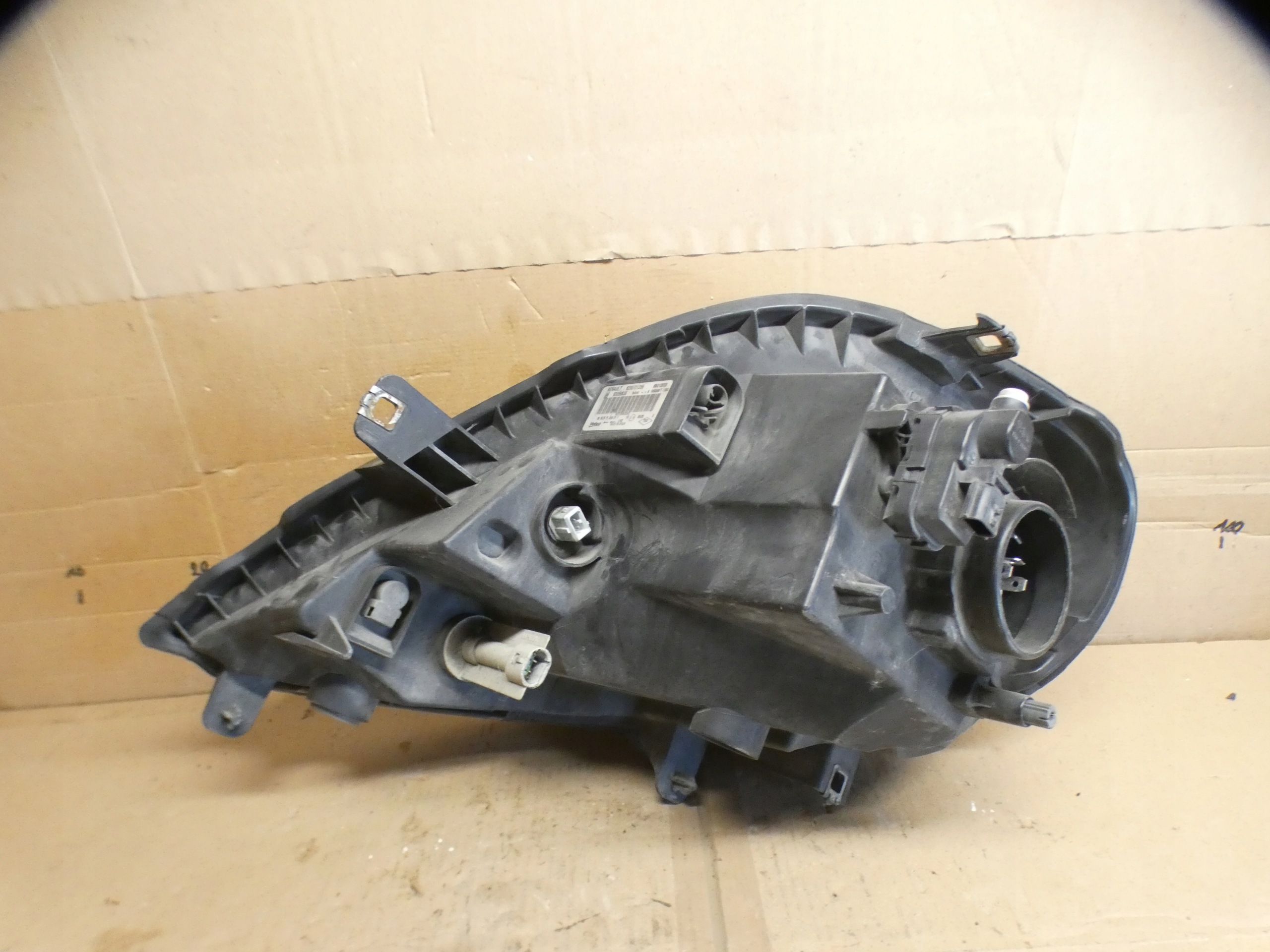 RENAULT TRAFIC II light right front 8200701356