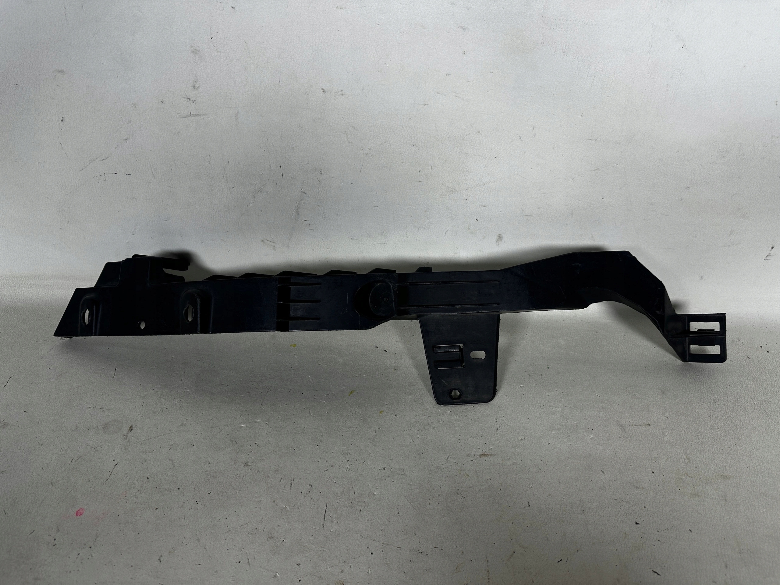 OPEL ASTRA 4 IV J 09- holder rear light holder left front 13287639