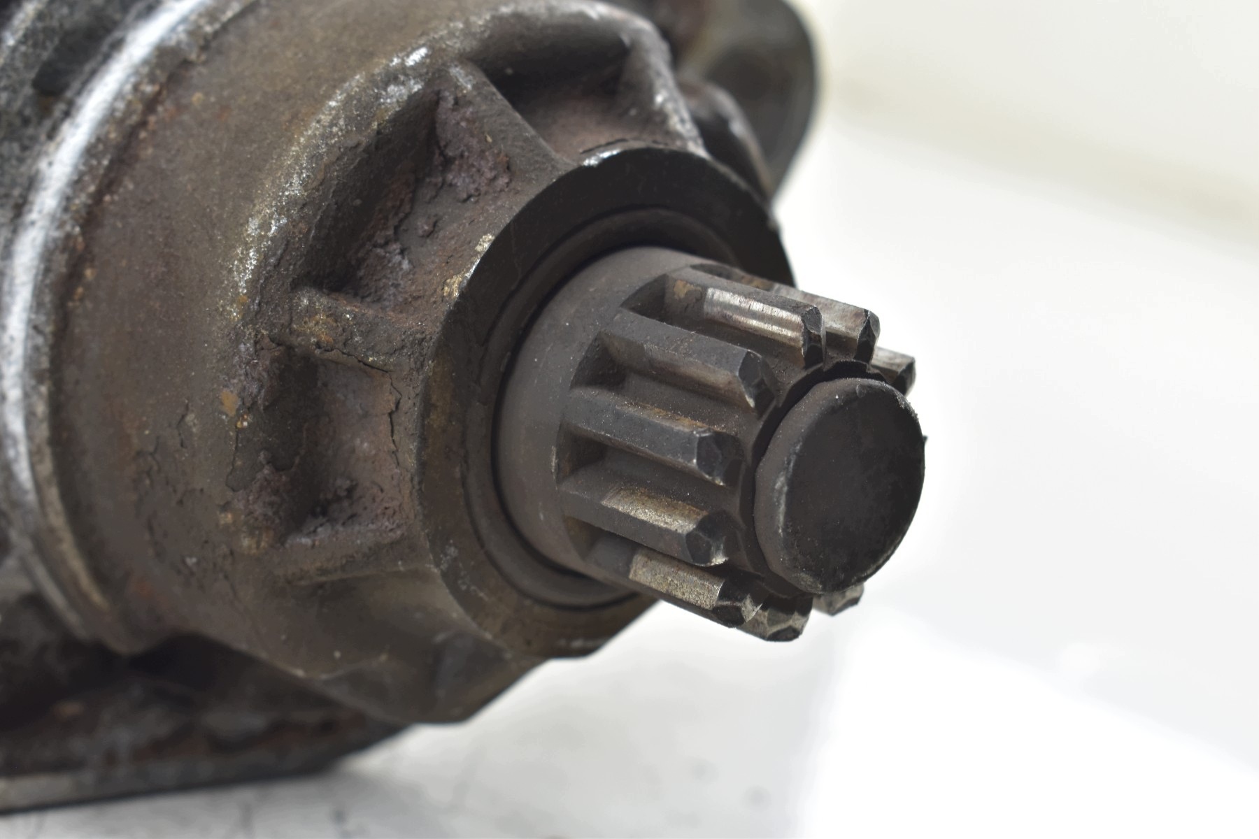 starter AUDI A3 8P VW GOLF V OCTAVIA II 2.0 TDI 0001123038