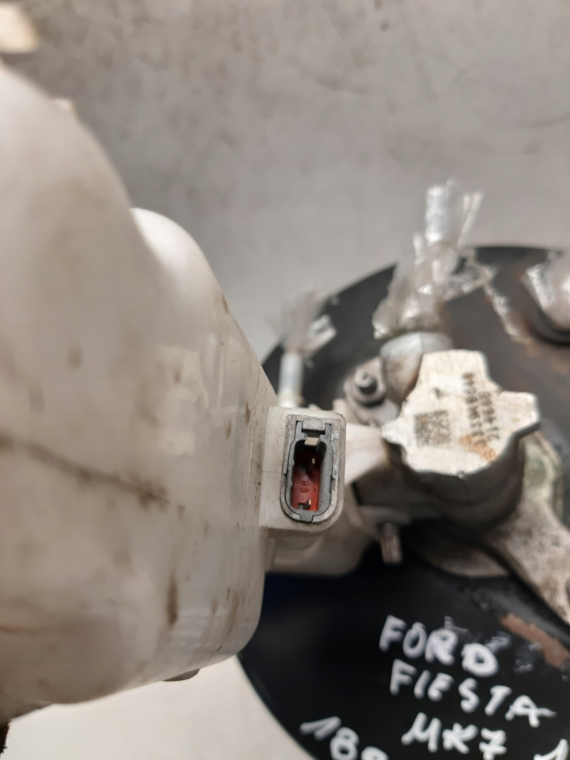 Ford Fiesta MK VII 7 1.4B servo Pompa serbatoio
