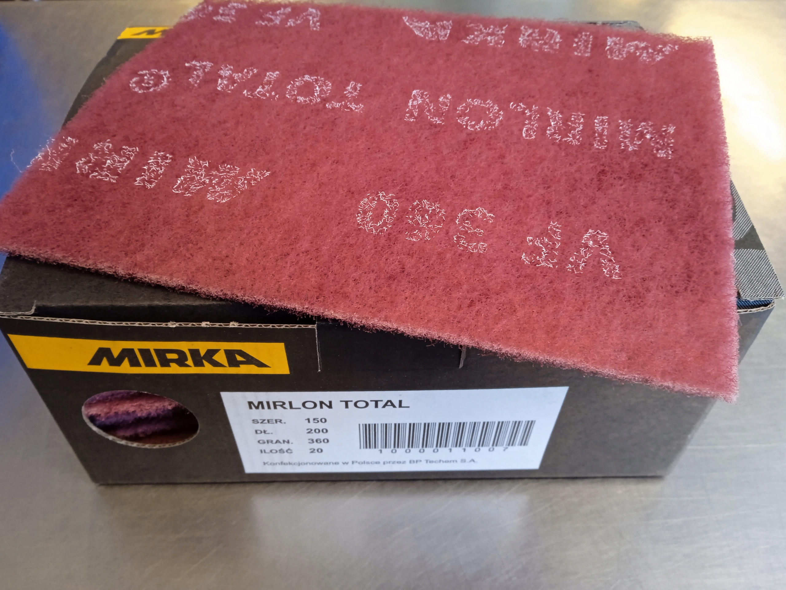 MIRKA MIRLON WŁÓKNINA ŚCIERNA CZERWONA P360