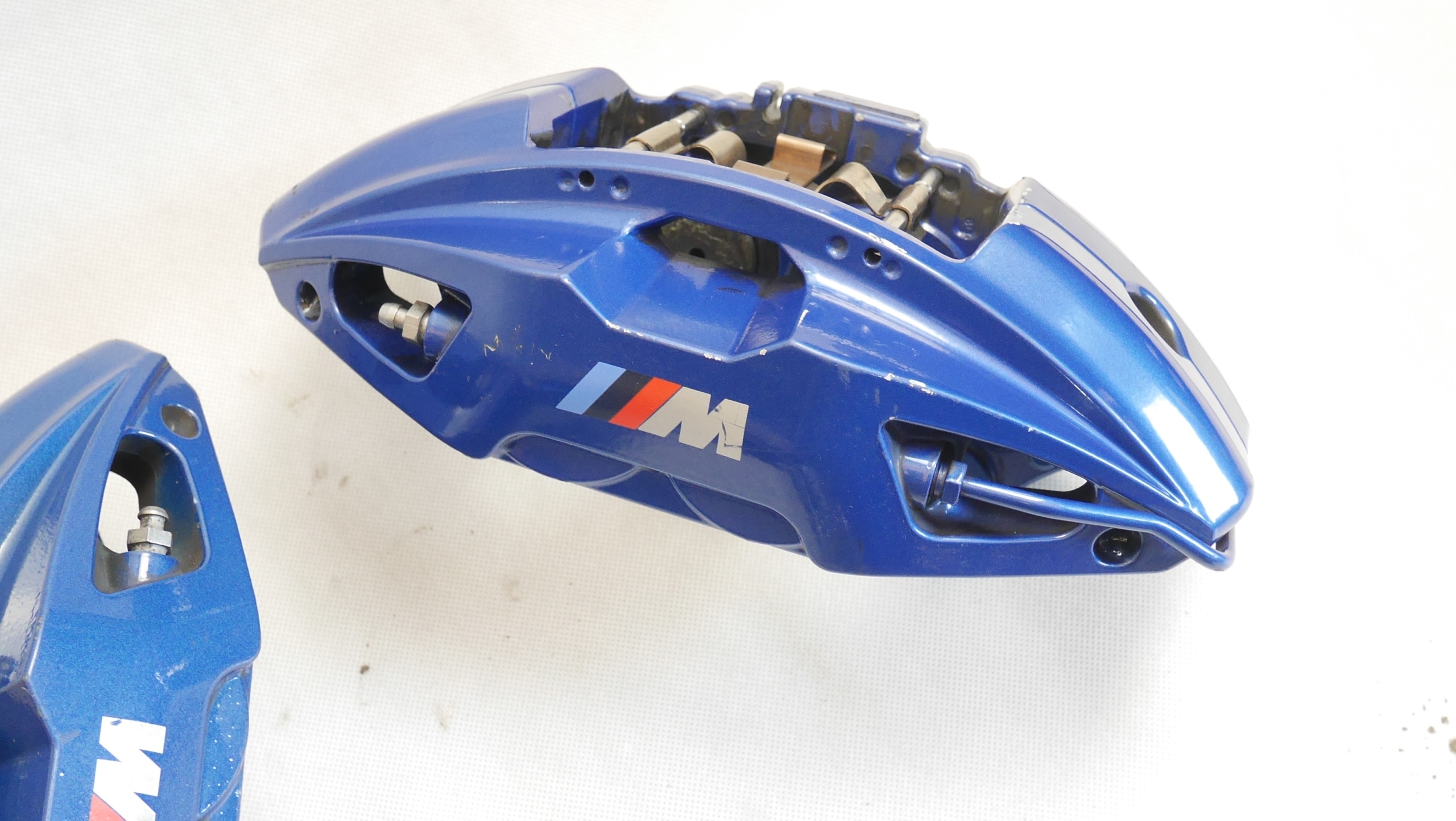 BMW G20 G29 G30 G01 ZACISKI HAMULCOWE PRZÓD M-SP Numer katalogowy części 6885625 6885626