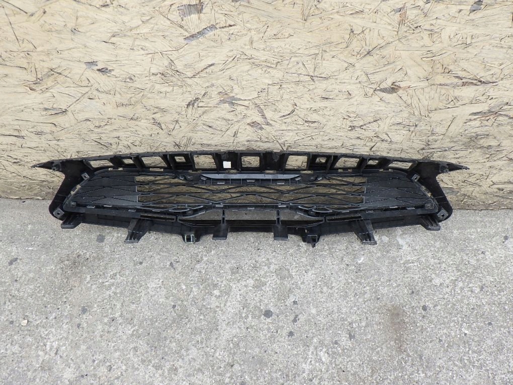 KIA CEED 3 III LIFT 2021- Grille
